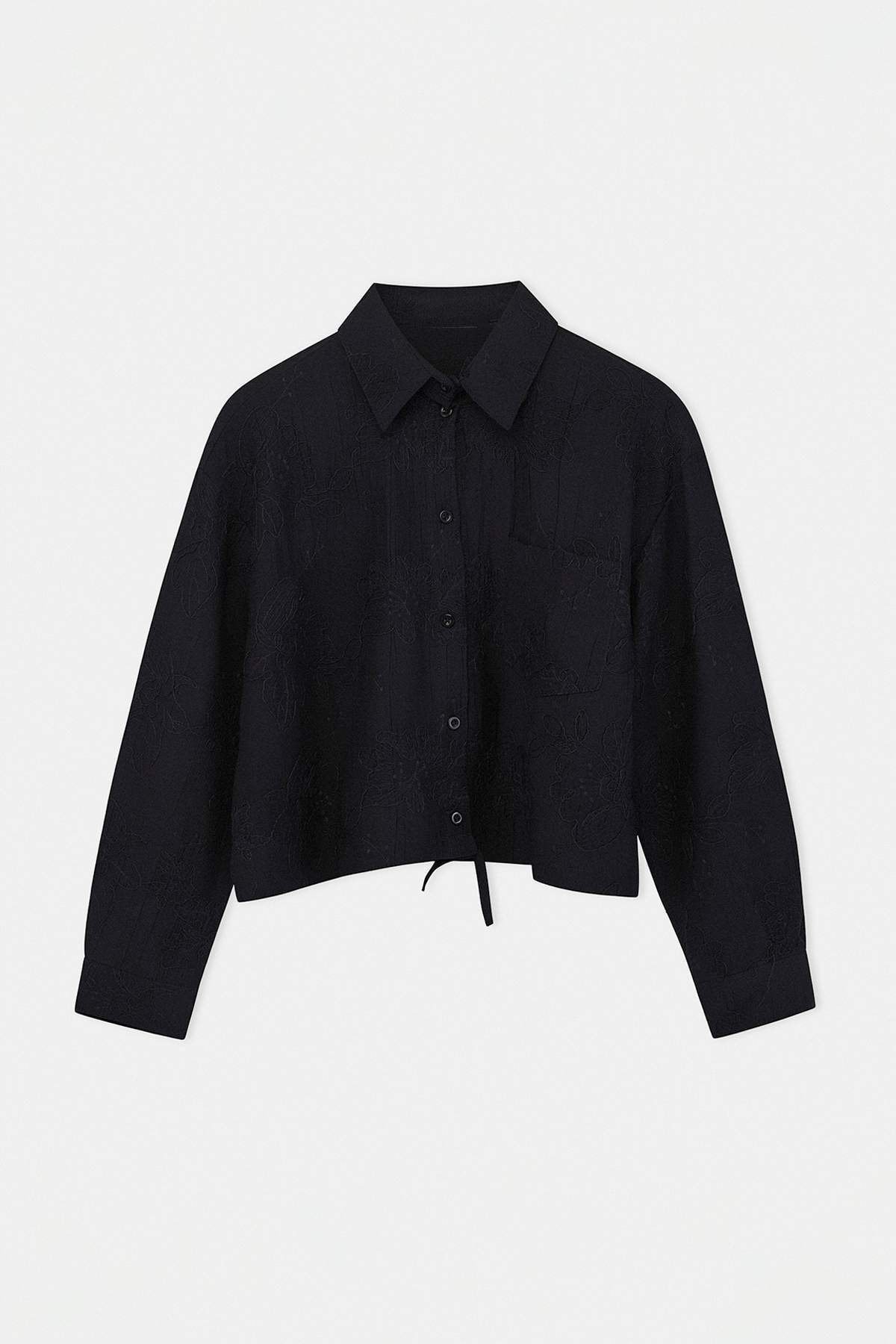 Drop by Trendyolmilla Siyah Jakarlı Nakışlı Etek Ucu Bağlamalı Crop Gömlek TDRSS26GO00055