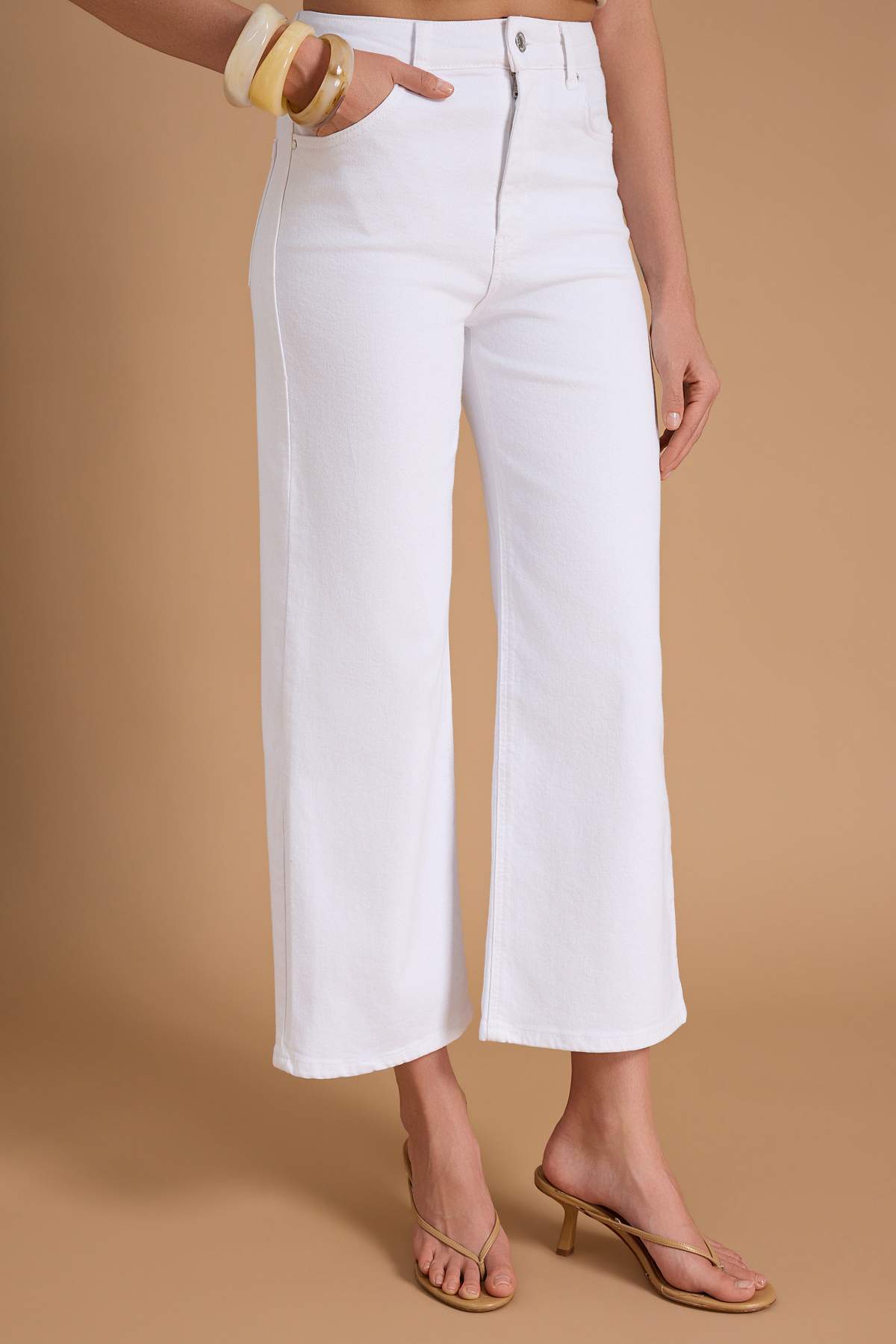 Weiße Culotte-Jeans mit hoher Taille und mittlerer Flexibilität und weitem Bein TWOSS26JE00239