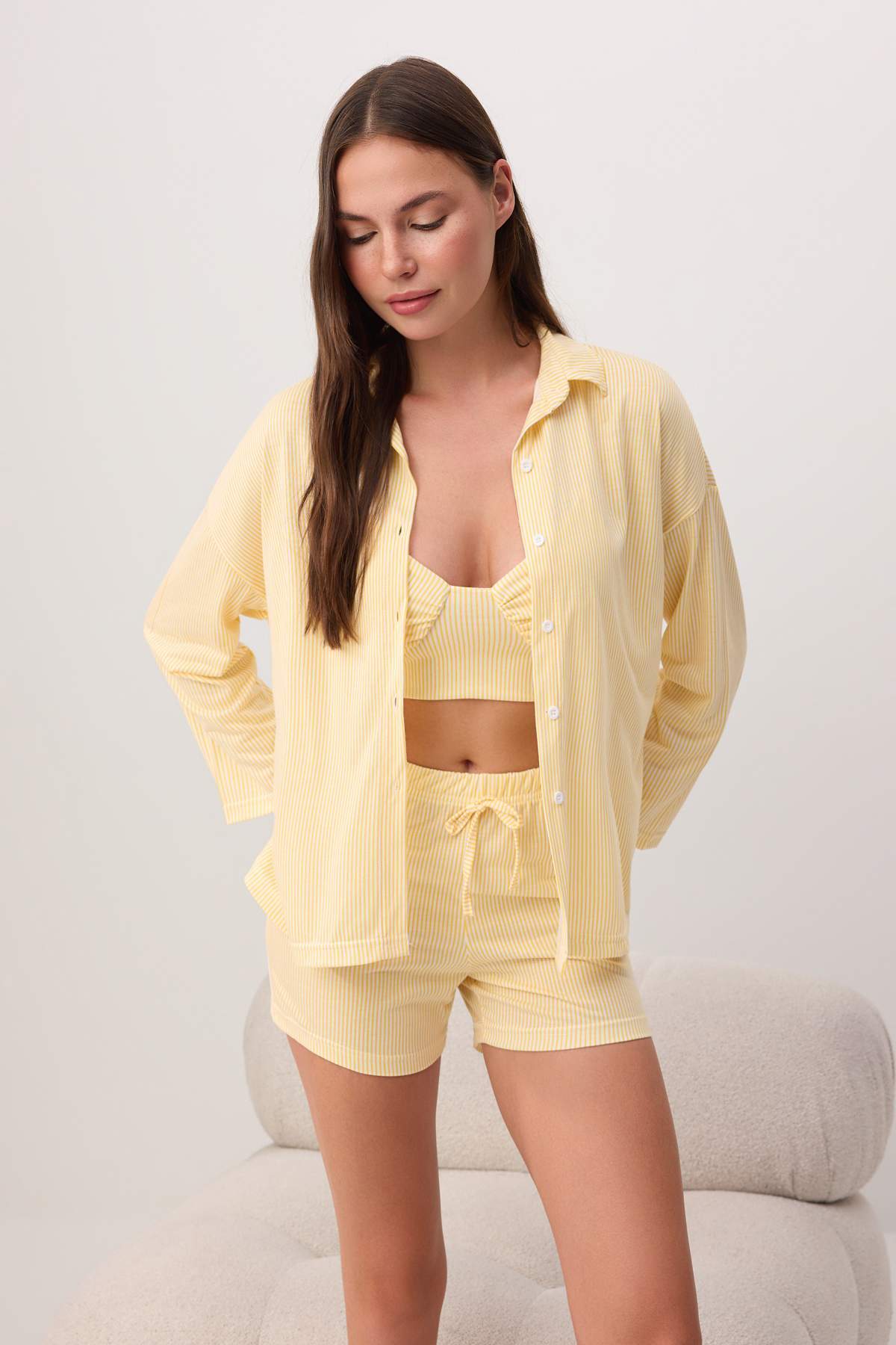 Trendyolmilla  Sarı 3'lü Bra'lı Çizgili Örme Pijama Takımı THMSS26PT00085 - Görsel 2