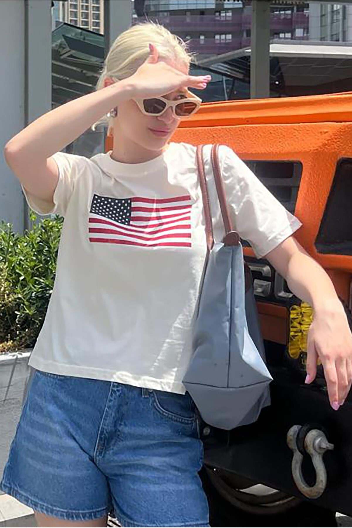 Madmext Lacivert Bisiklet Yaka Pamuklu Kısa Kollu Kadın T-Shirt MG2150