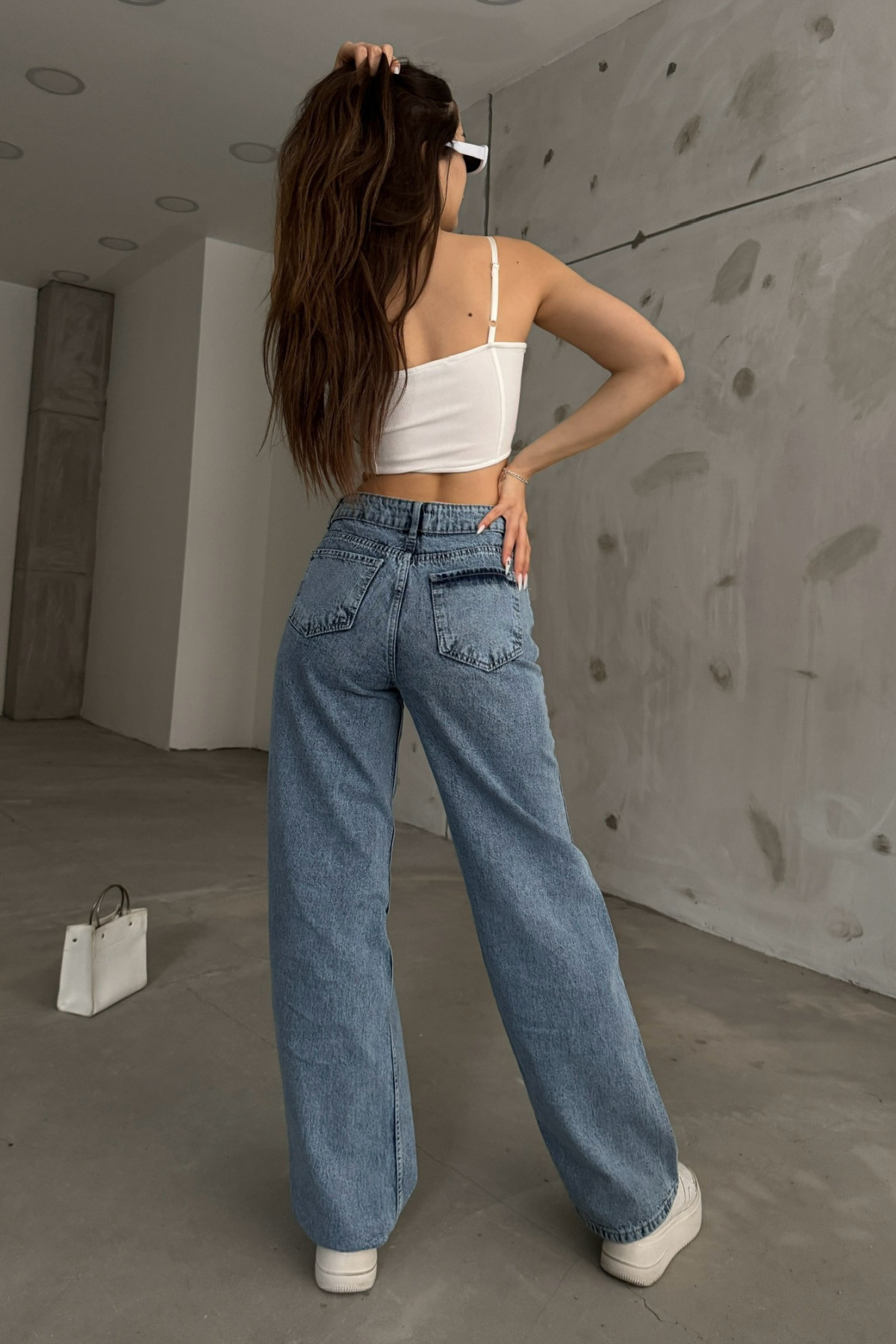 BİKELİFE  Kadın Açık Mavi Kar Yıkama Yüksek Bel Geniş Paça Kot Pantolon - Görsel 5
