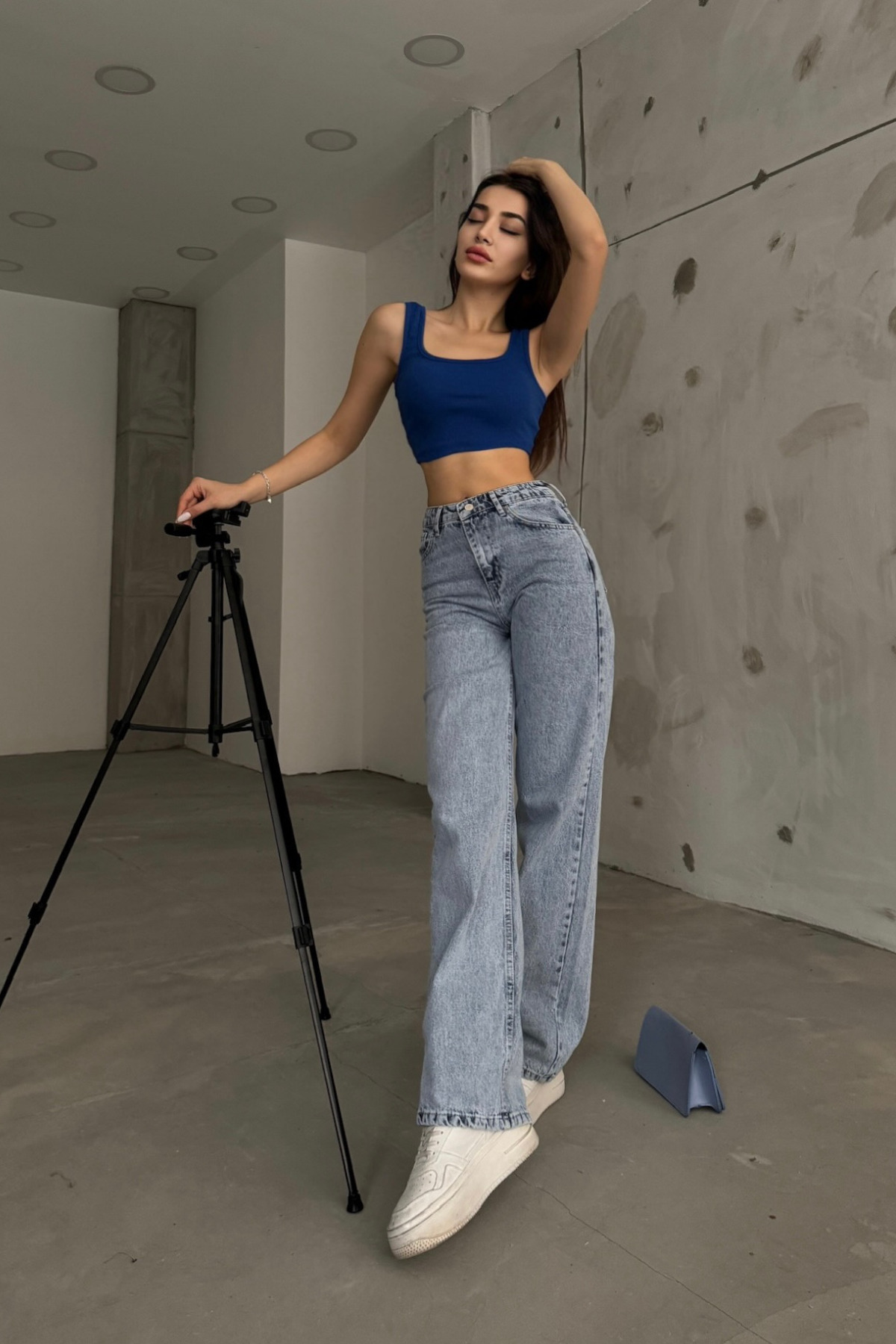 BİKELİFE  Kadın Açık Mavi Kar Yıkama Yüksek Bel Geniş Paça Kot Pantolon - Görsel 6