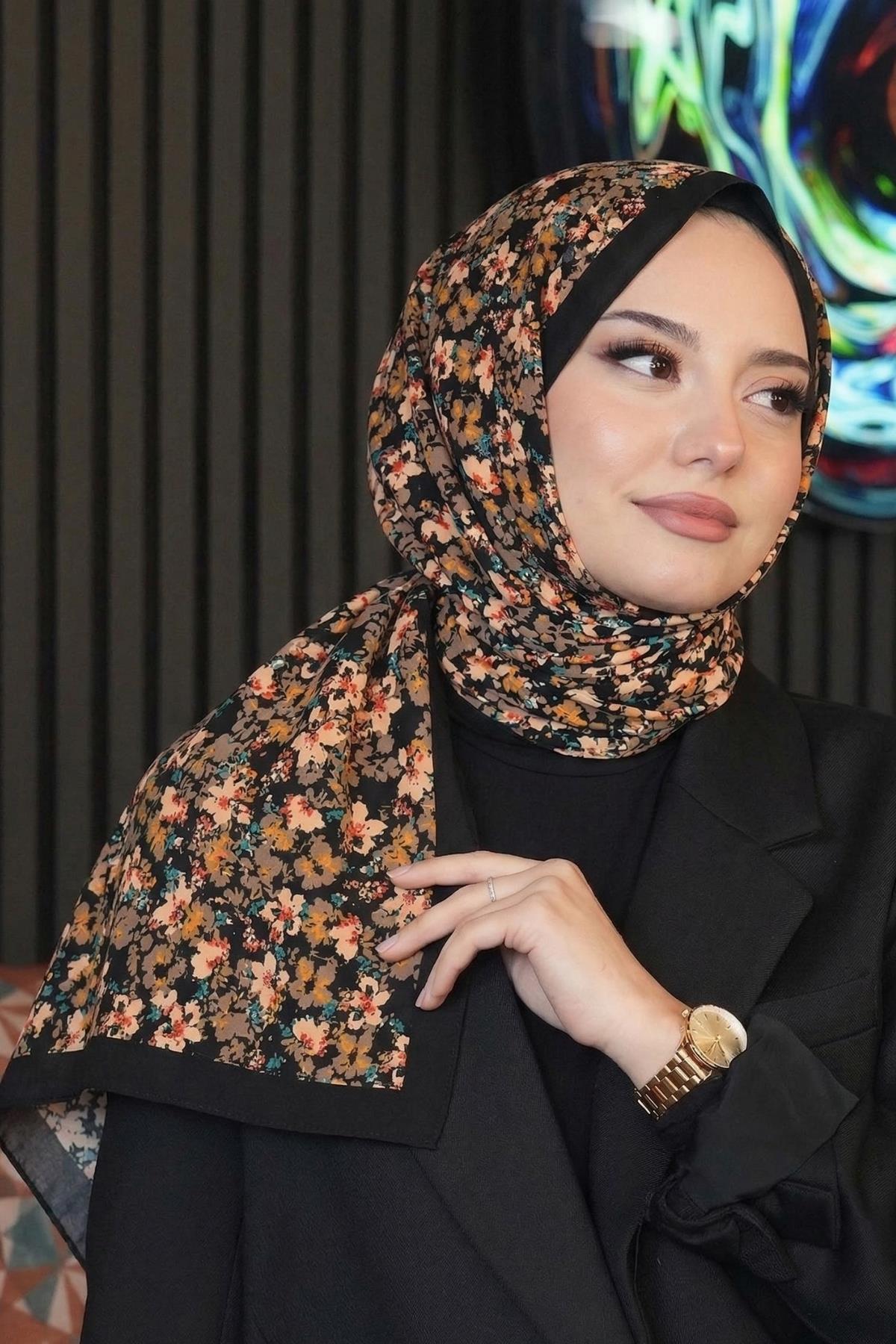 AFVENTE  Akışkan Çiçek Desen Karamel Soft Pamuk Şal