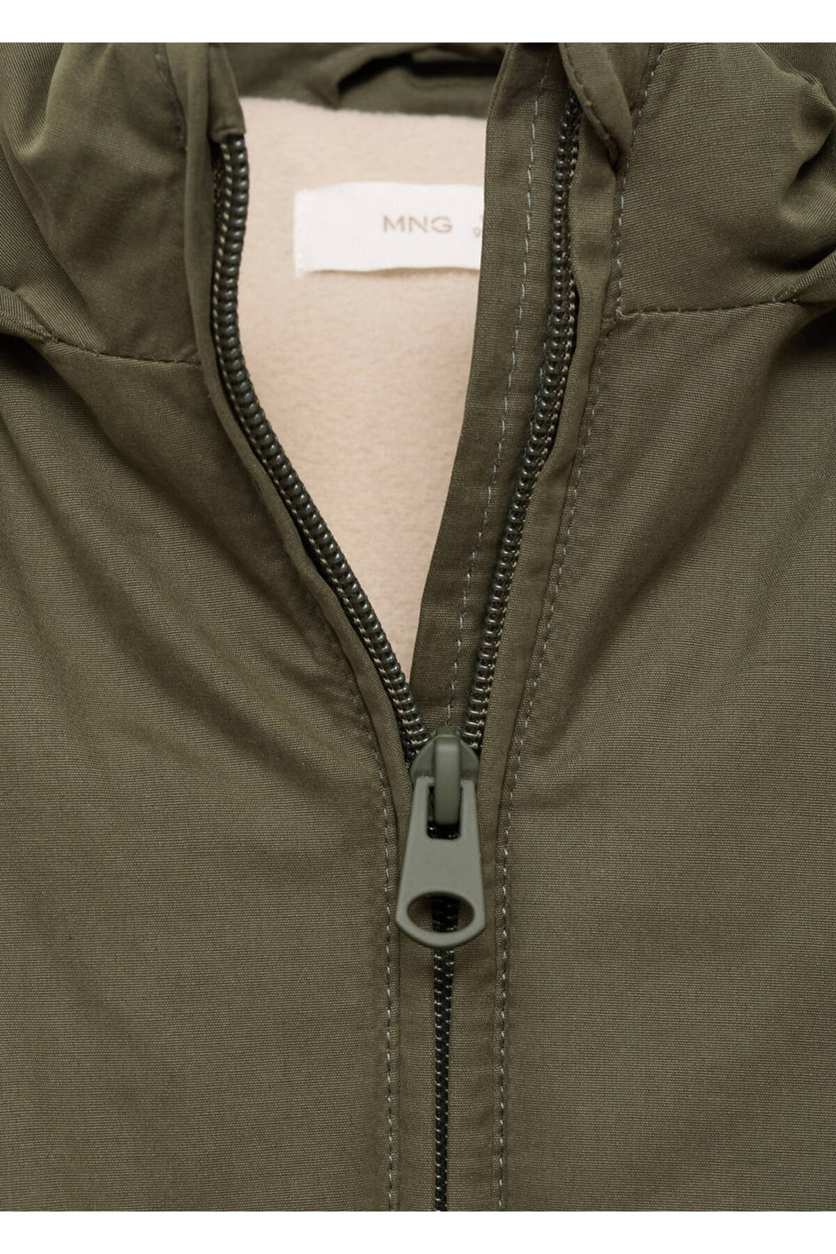 MANGO Baby Kapüşonlu kapitone anorak fotoğrafı 4 (önizleme)