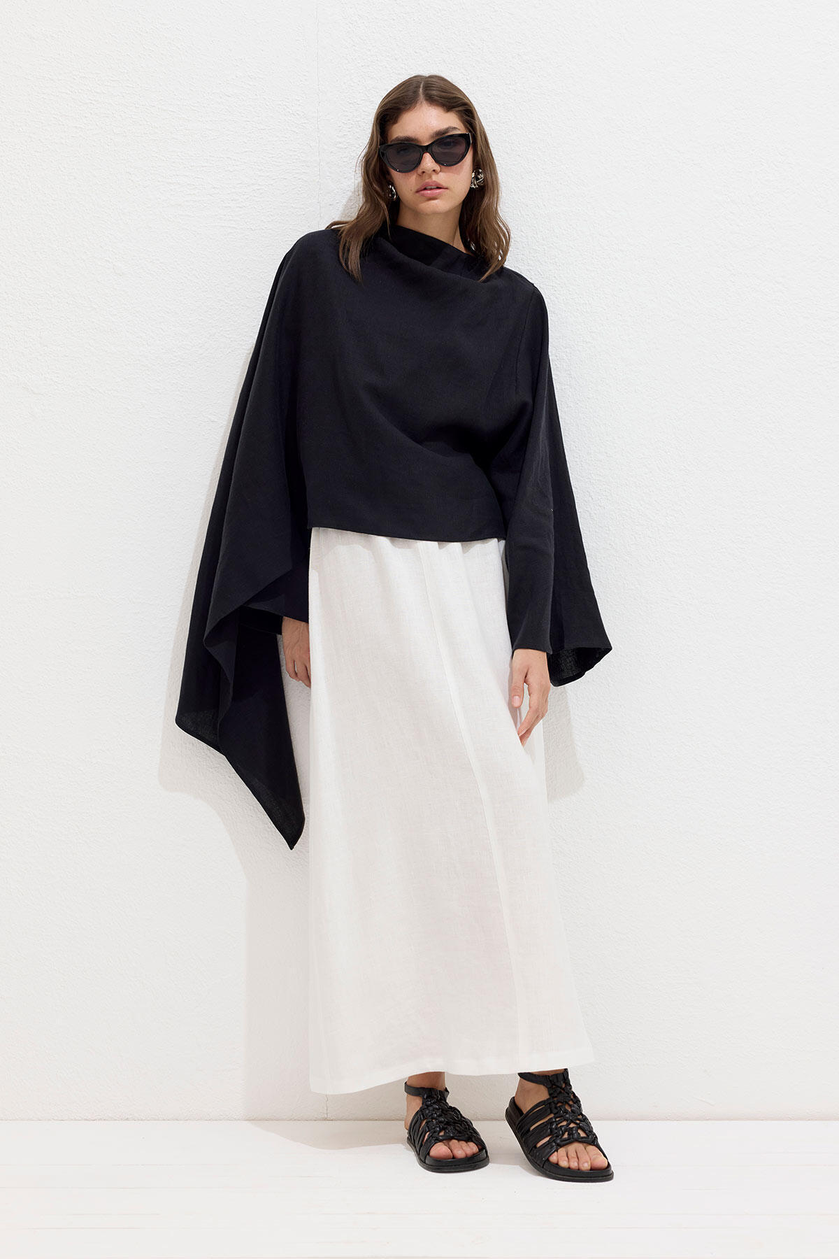 お値下げしました！！！drape cape blouse  louren 受注販売 】DRAPE CAPE BLOUSE / PUFF SLEEVE OVER BLOUSE – louren store