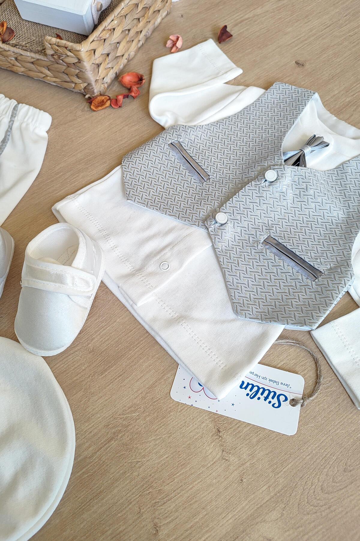 Sitilin Erkek Bebek Yelekli Papyonlu Mevlit Takımı Lüks Özel Gün ve Mevlütlük Süslü Hastane Çıkışı fotoğrafı 4 (önizleme)