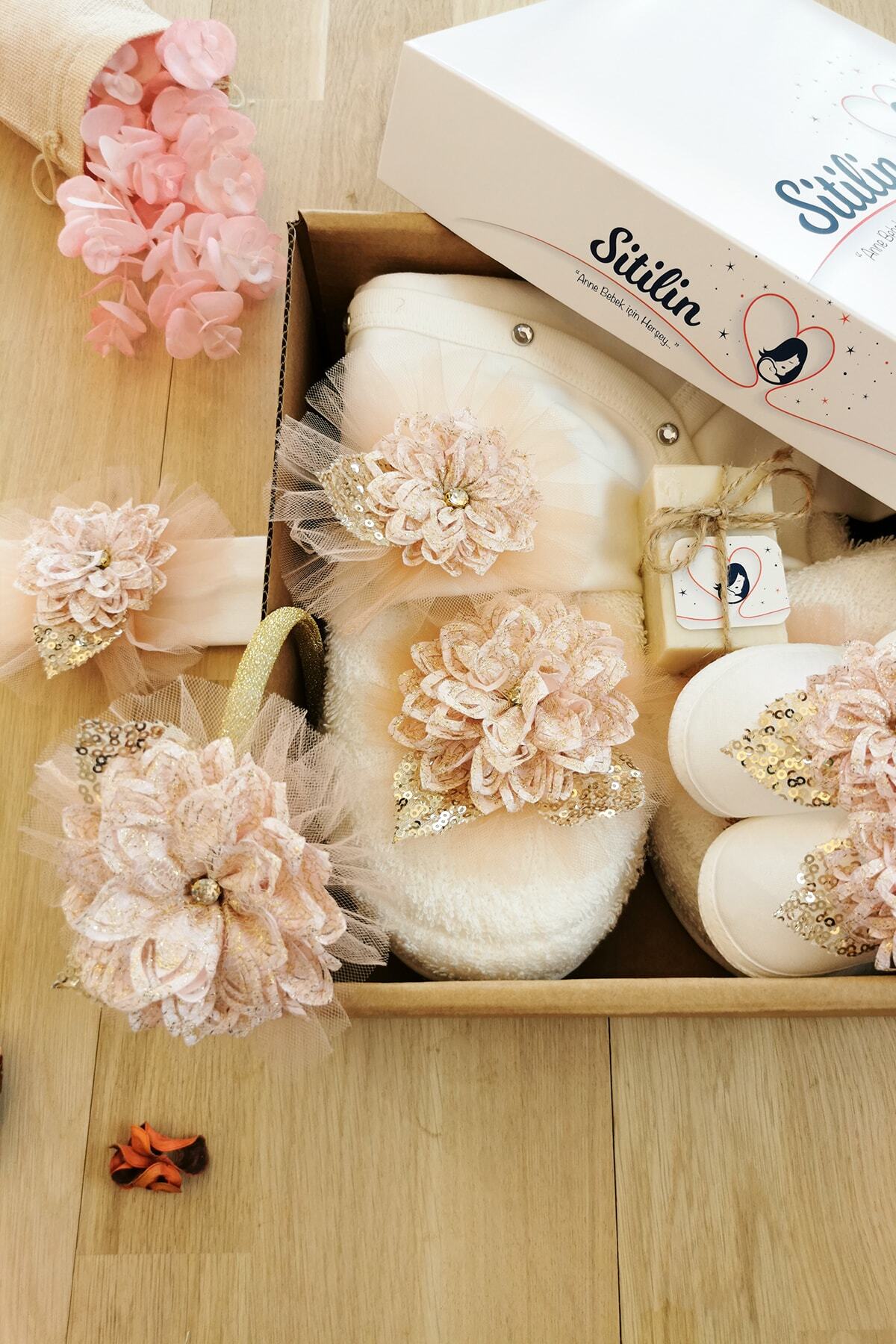 Sitilin Anne Kız Bebek Hamile Lohusa Terlik Taç Hastane Çıkış | %100 Pamuk | Özel Hediye Kutulu Set fotoğrafı 4 (önizleme)