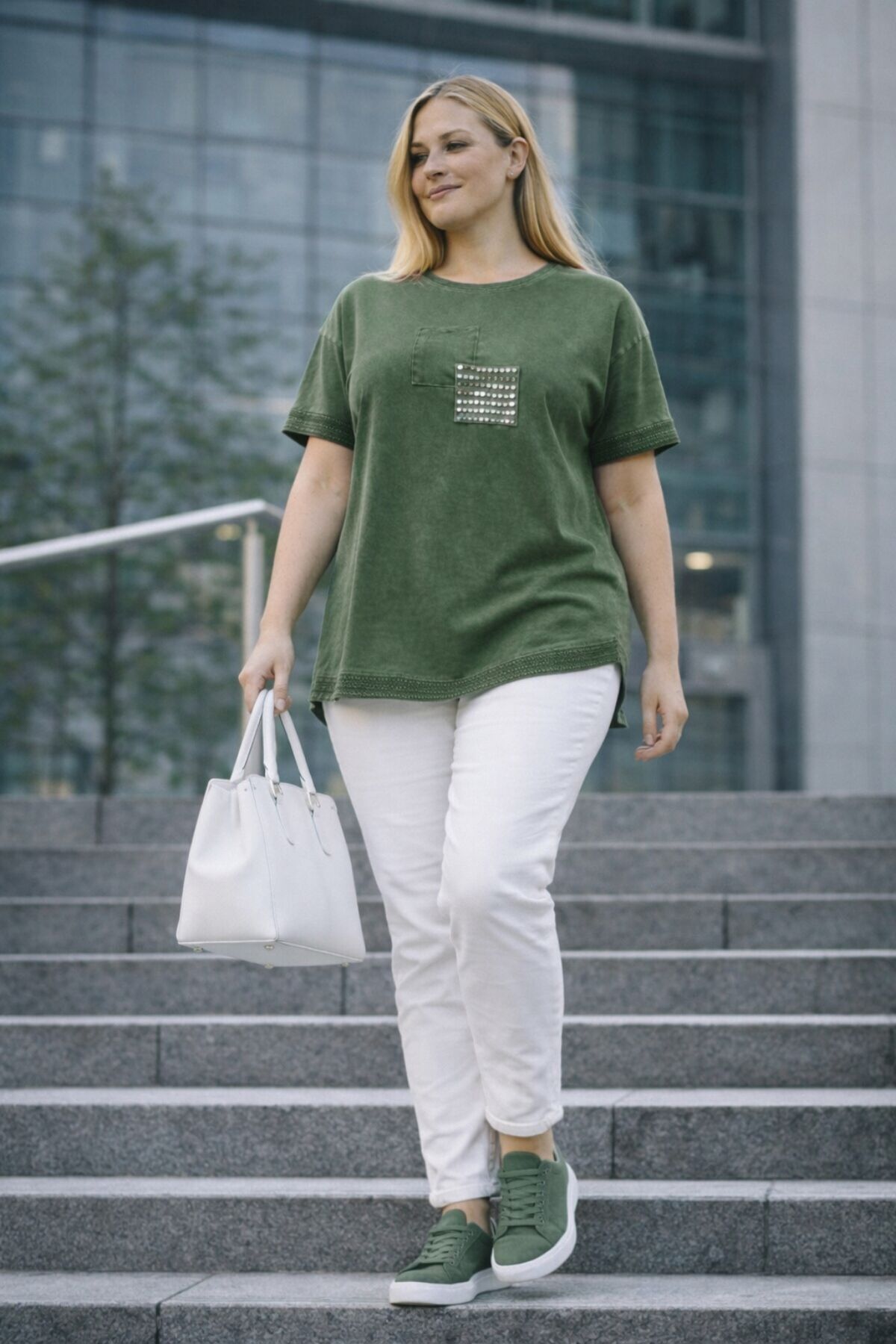 CEDY DENIM  CEDY - Kadın Özel Tasarım Esnek, Pul Payet, Dantel Detaylı Yıkamalı Büyük Beden Tişört - Görsel 7