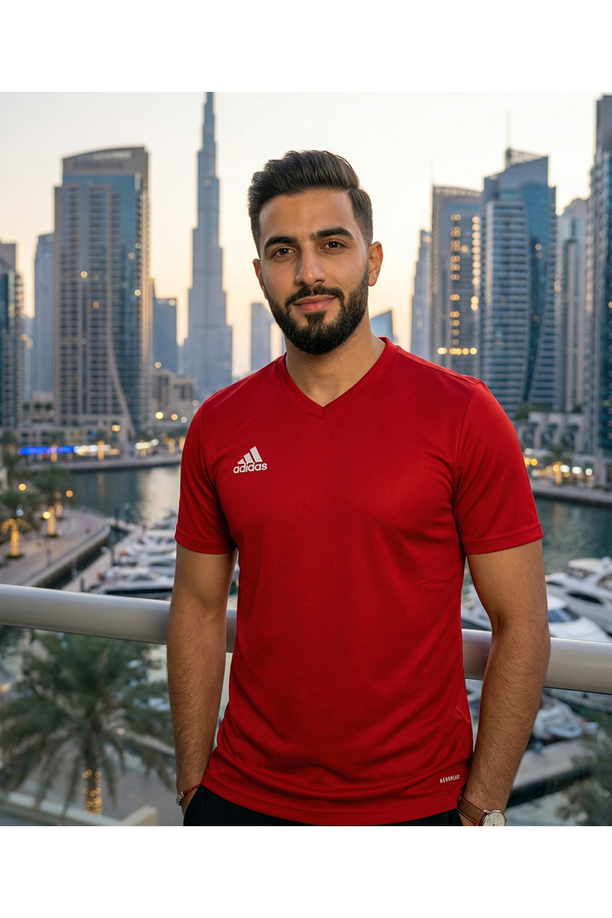 تیشرتمردانهadidasقرمز