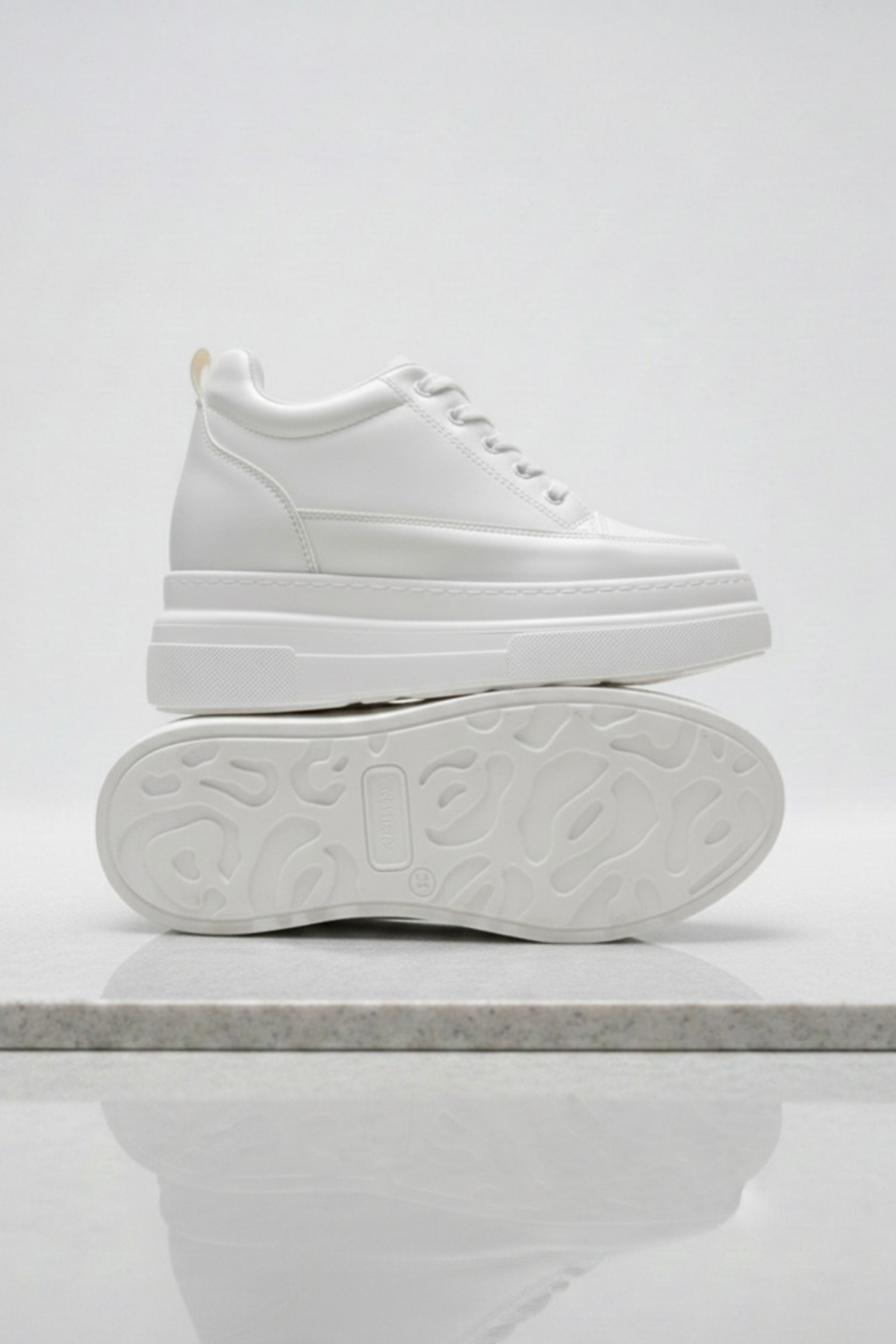 BonuStep  CloudLift Kadın Beyaz Gizli Topuk Bağcıklı Sneaker Günlük Rahat Spor Ayakkabı Boy Uzatan 8cm - Görsel 4