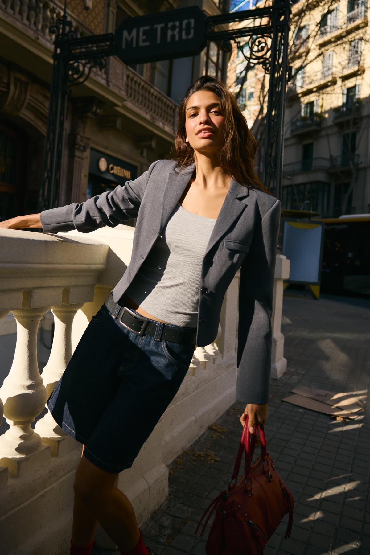 Bershka  Kısa blazer - Görsel 4