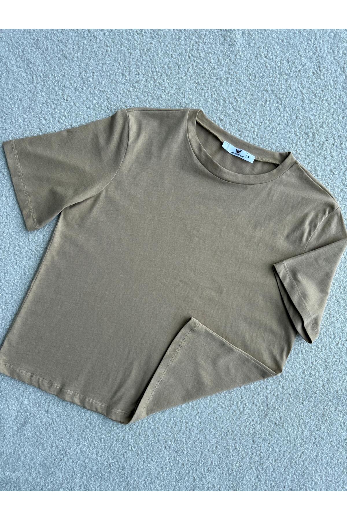 URAZ1984 Basic T-shirt