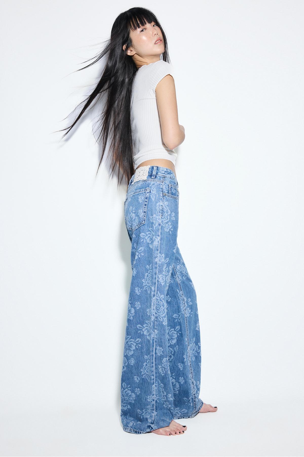 Laser floral pattern straight fit jean