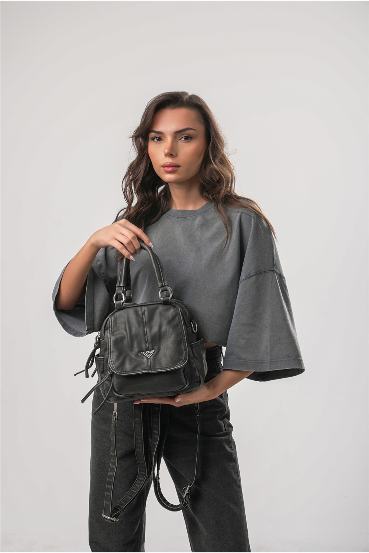 ÇÇS 18075 Kadın Omuz Ve Sırt Çantası fotoğrafı 2 (önizleme)