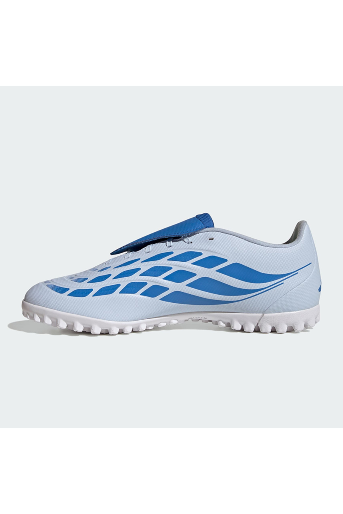 adidas Predator Club Erkek Halı Saha Ayakkabısı görsel 2