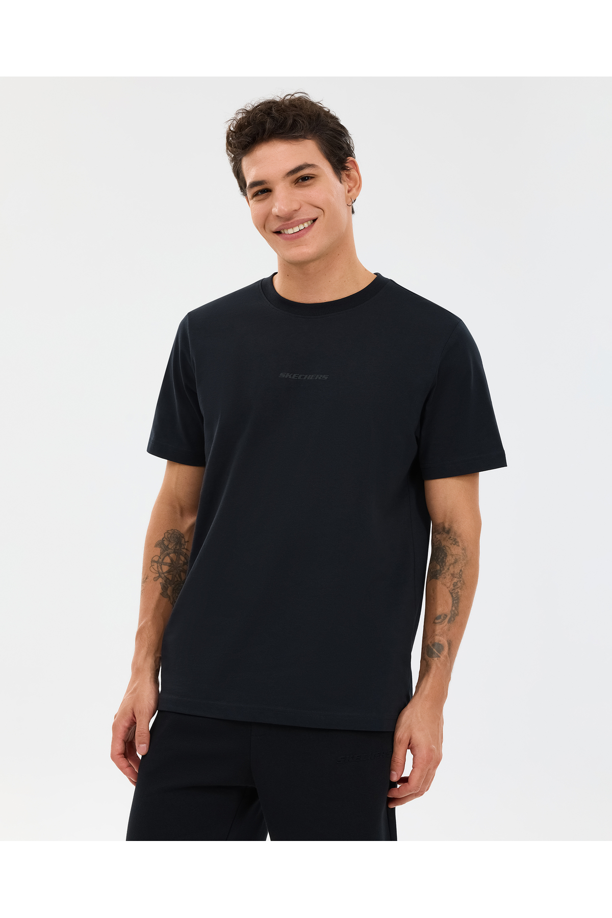 SKECHERS M Essential T-Shirt Erkek Siyah Tshirt S2510017-3817