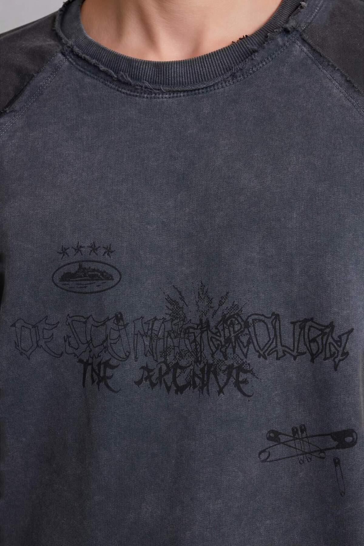 DeFacto %100 Pamuk Boxy Fit Bisiklet Yaka Sweatshirt H7272AX26SP görsel 4