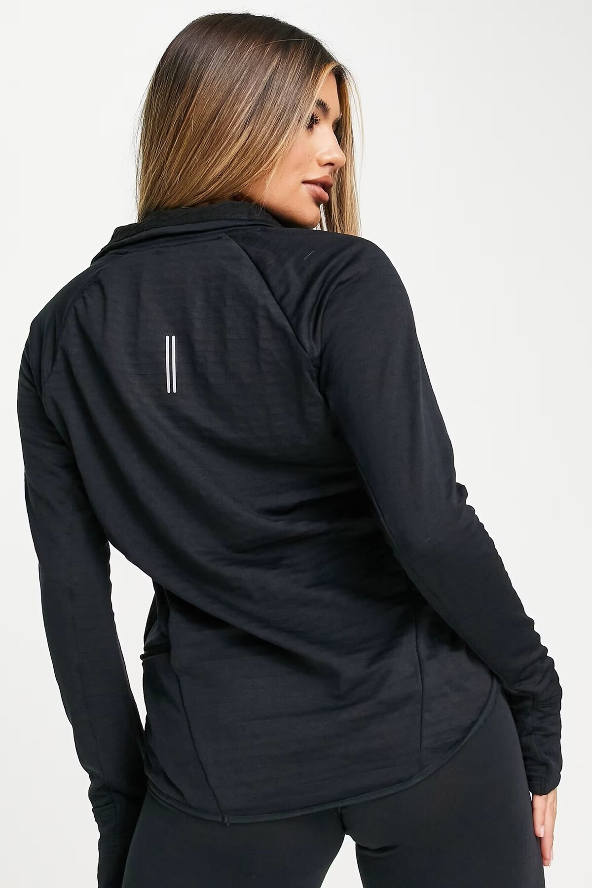 Nike Terma Fit Element 1/2 Zip Running Yarım Fermuarlı Yan Cepli Kadın Koşu Sweatshirt Siyah görsel 2