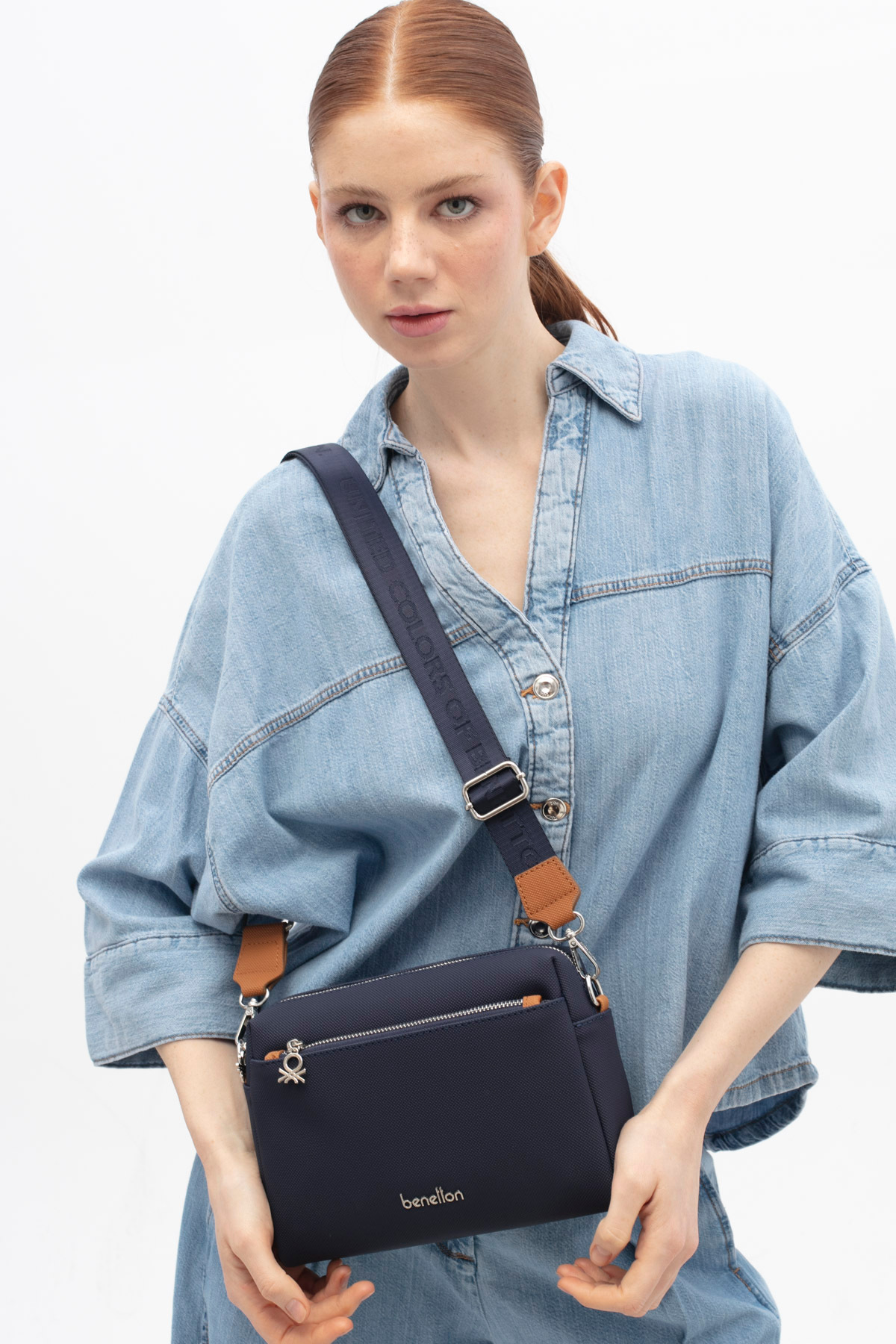 BENETTON WOMEN 'S CROSSBODY BAG NAVY-CAMEL BNT1845