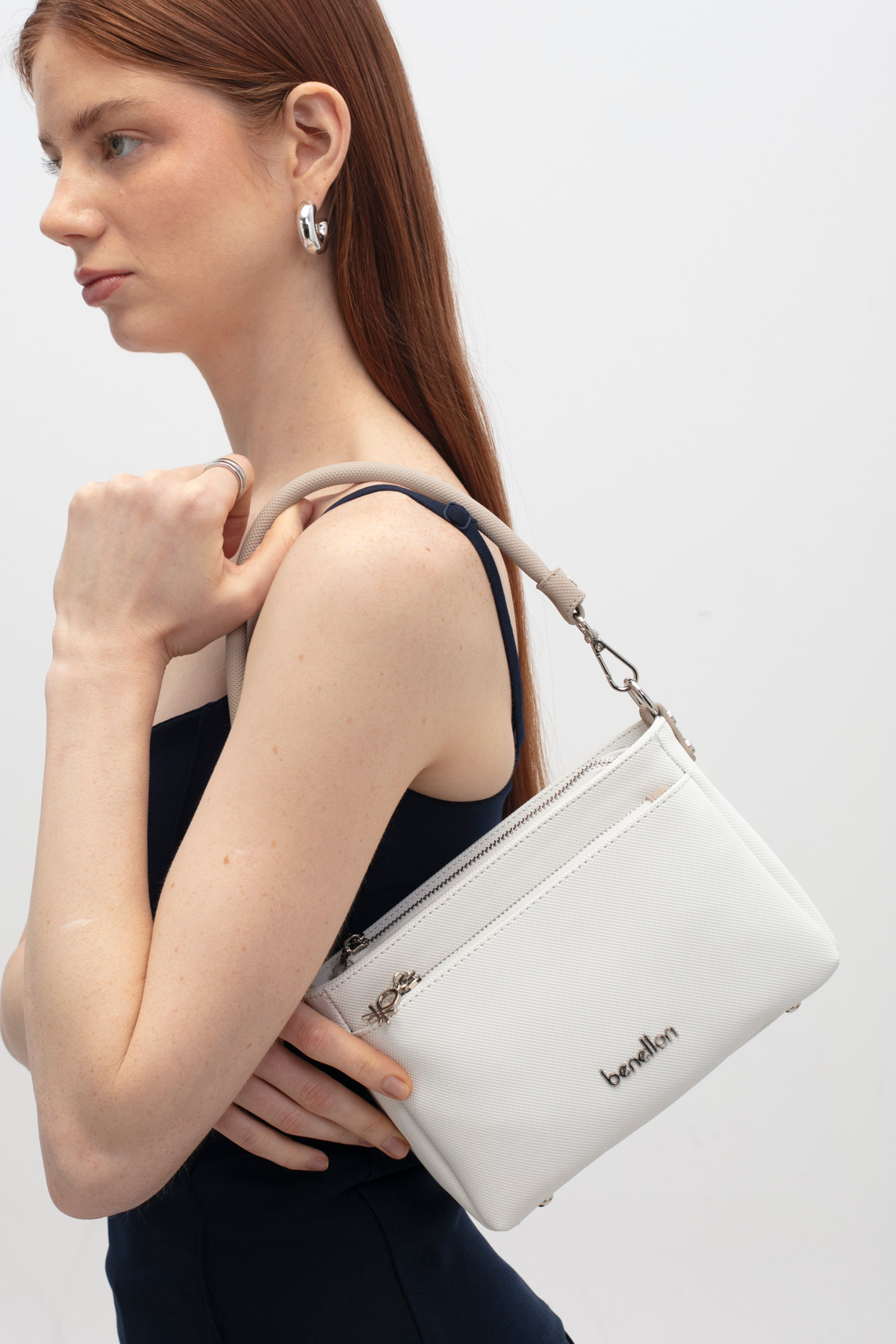 BENETTON WOMEN 'S SLEEVE BAG WHITE-STONE BNT1828