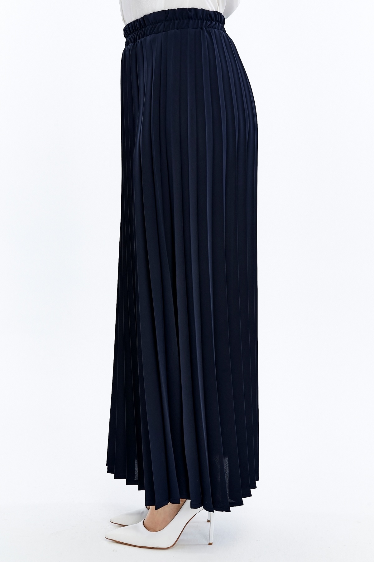Pleated Women Long Crepe Skirt Elastic Waist Pleated