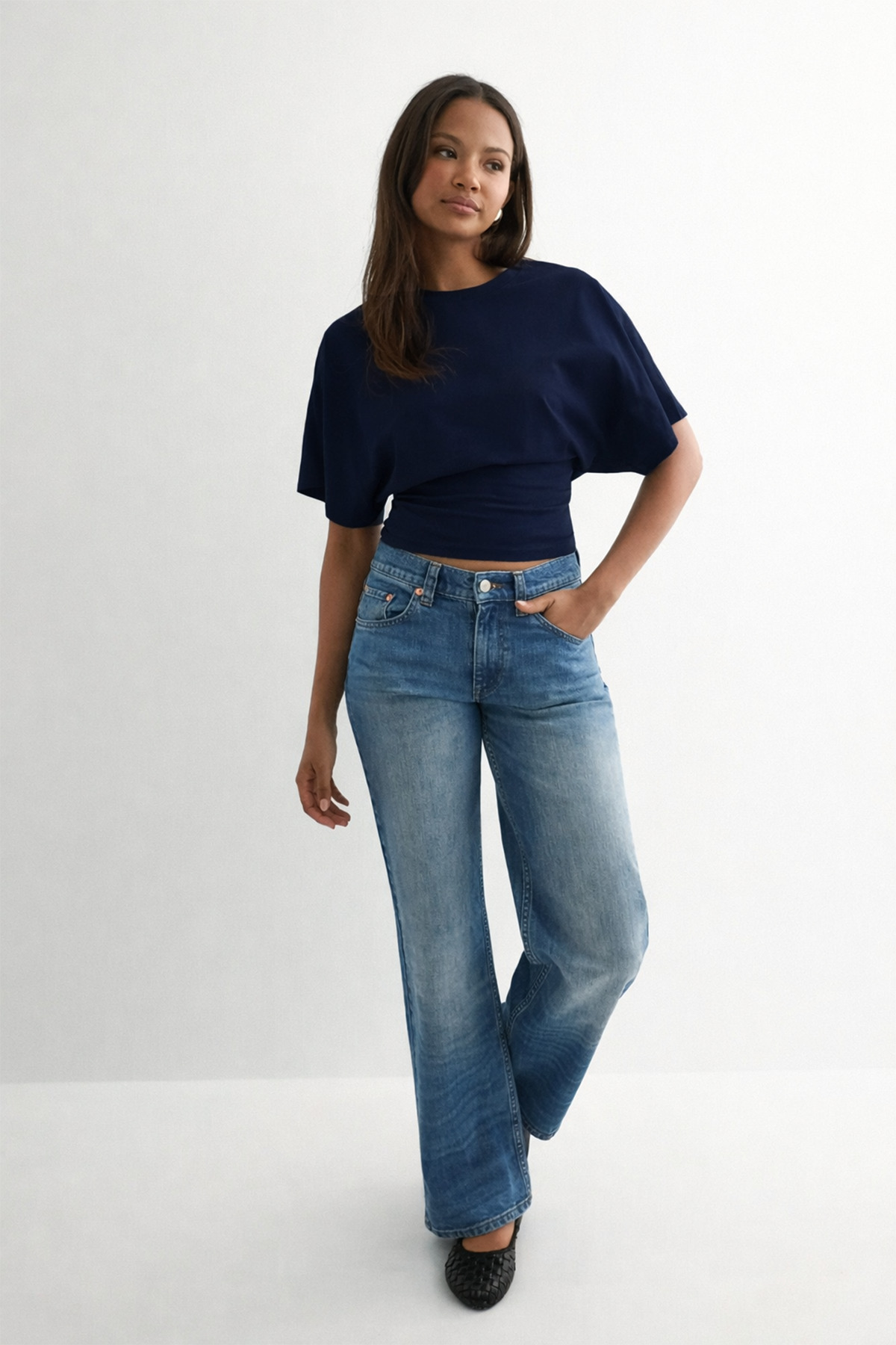 ecemore  Bele Oturan Geniş Kollu Lacivert Doğal Viskon Bluz - Görsel 3