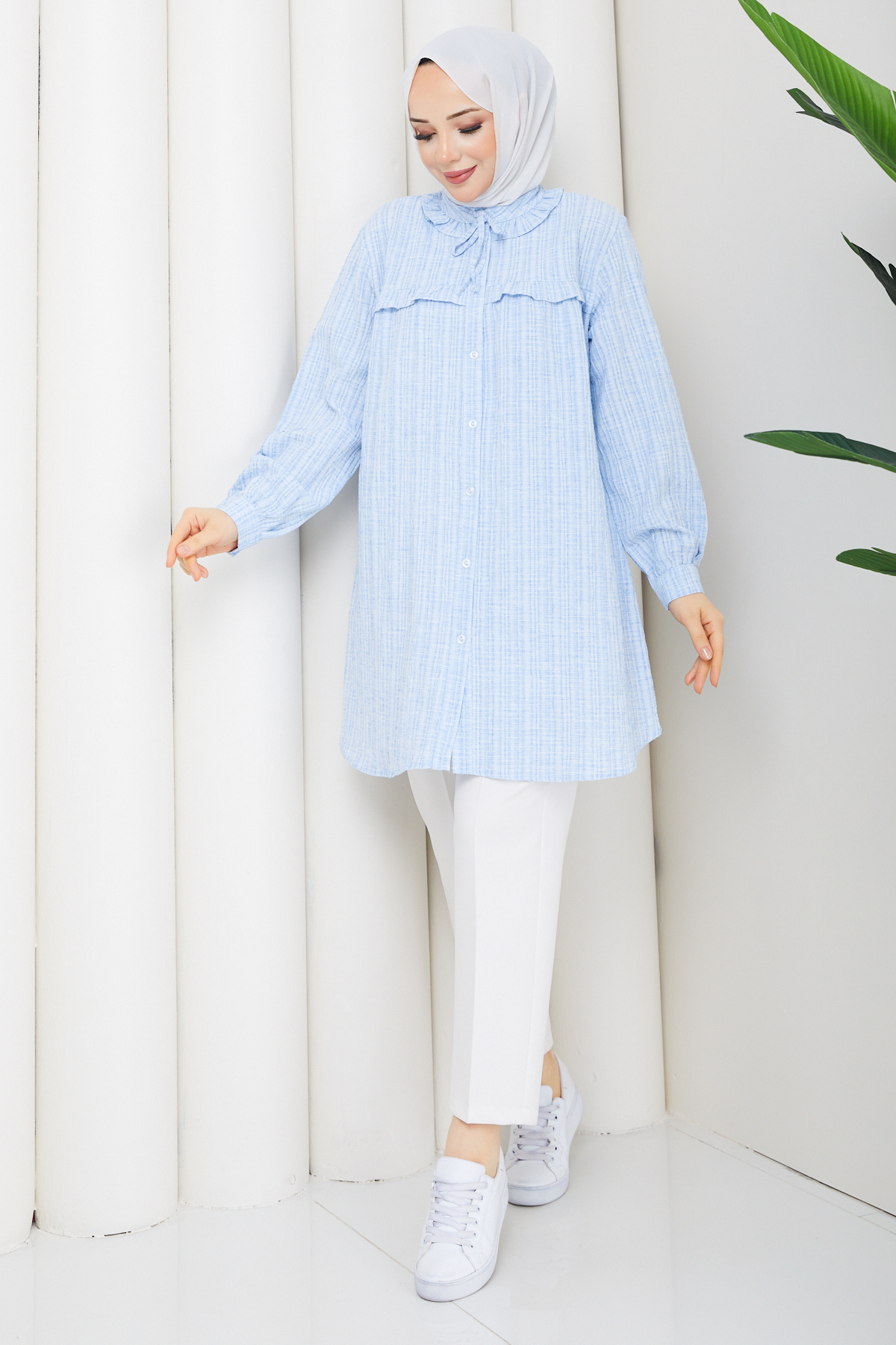 Pamuk Butik  Kadın Yaka Detaylı Fırfırlı Robalı Gömlek - Görsel 5