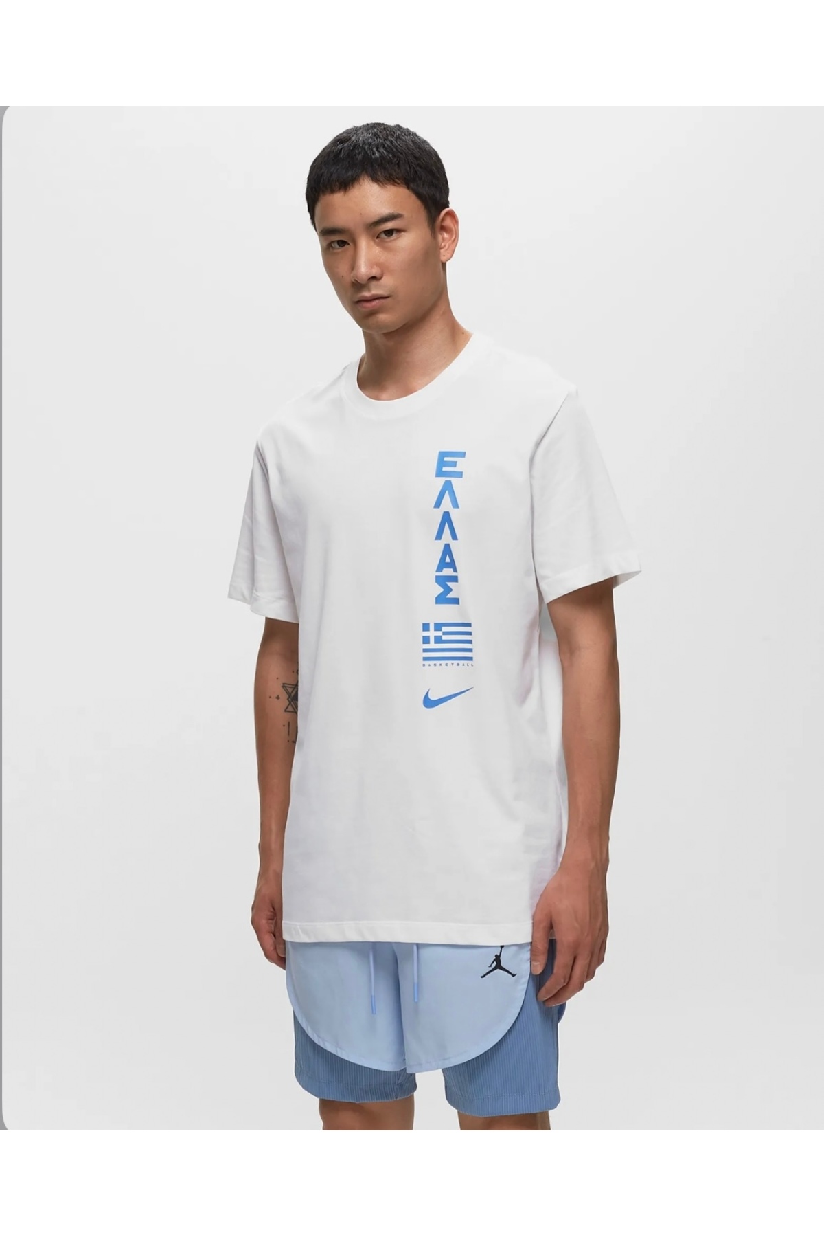تیشرتمردانهNikeسفید