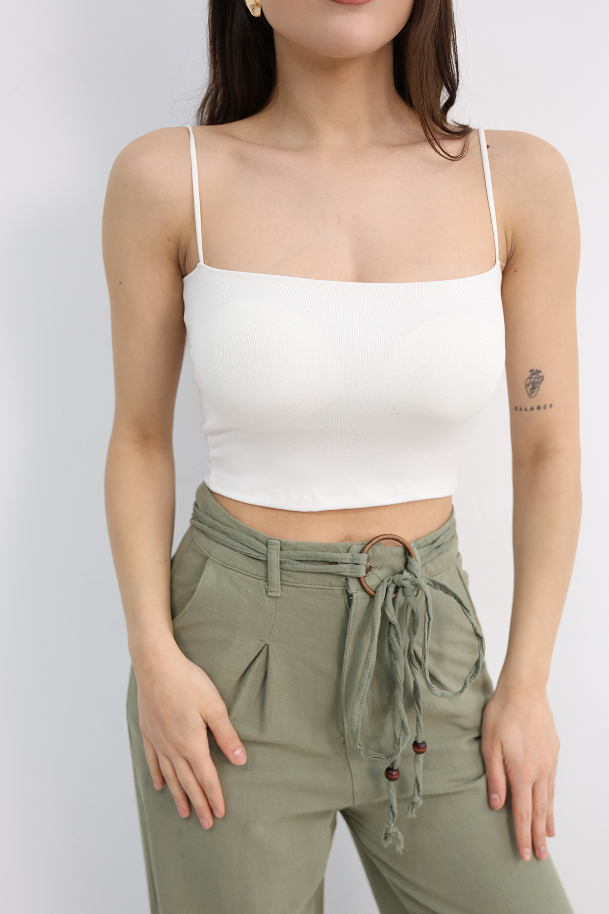 Dut Store Kadın İnce Askılı Kendinden Kaplı Crop Atlet Beyaz görsel 2