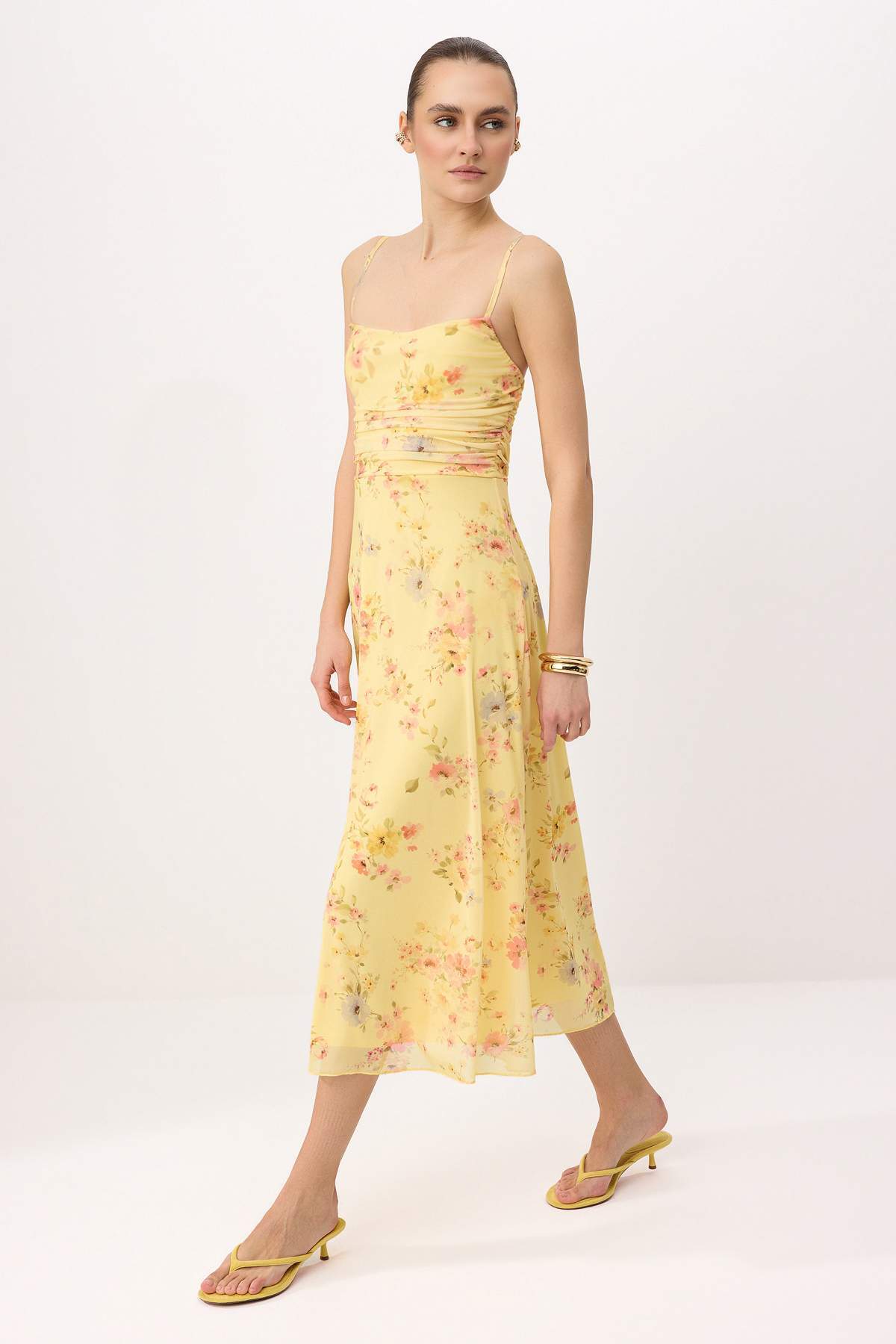 Trendyolmilla  Çok Renkli A-Kesim/Çan Form Havuz Yaka İnce Askılı Kolsuz Tül Örme Elbise TWOSS26EL00369 - Görsel 2