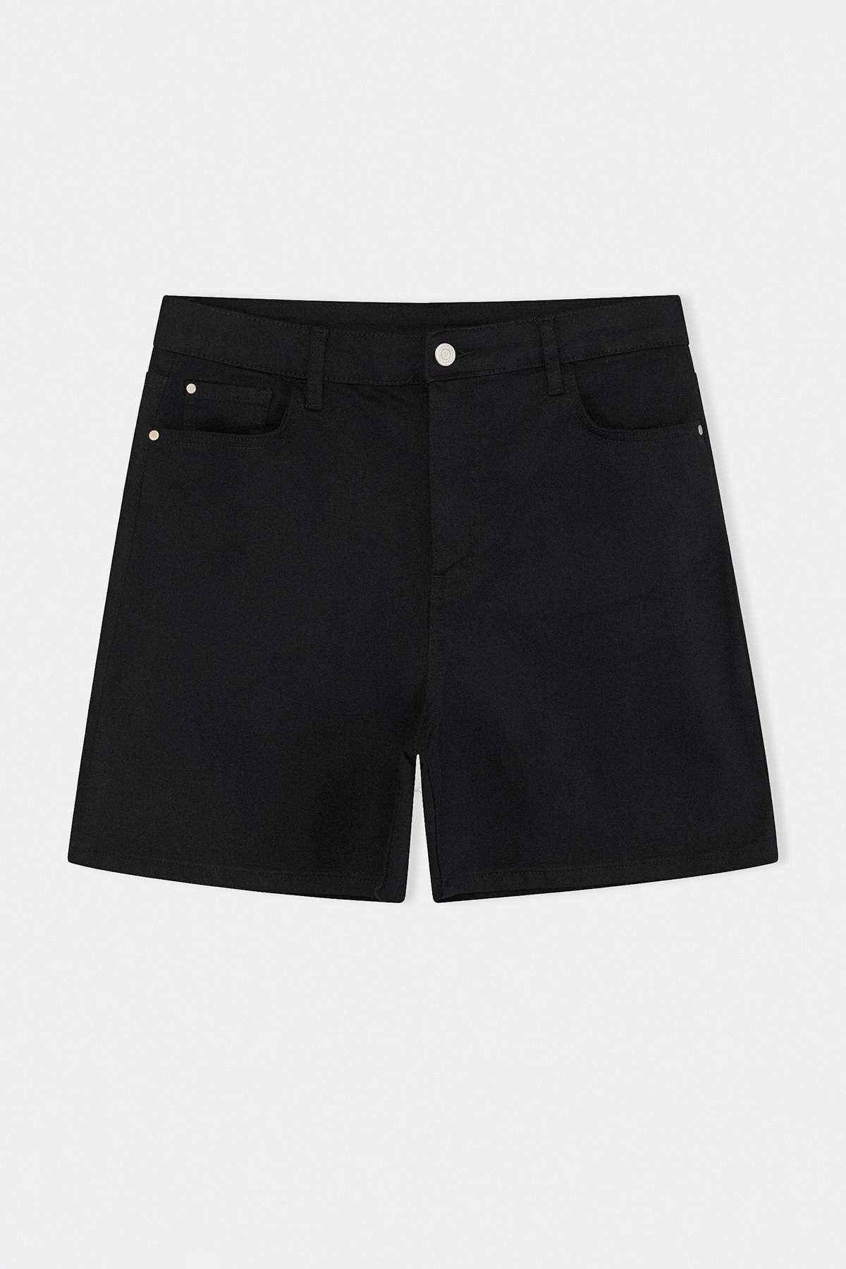 Trendyolmilla  Solmayan Siyah Yüksek Bel Esnek Kumaş Wideleg Fit Büyük Beden Denim Şort TBBSS26AP00039 - Görsel 7