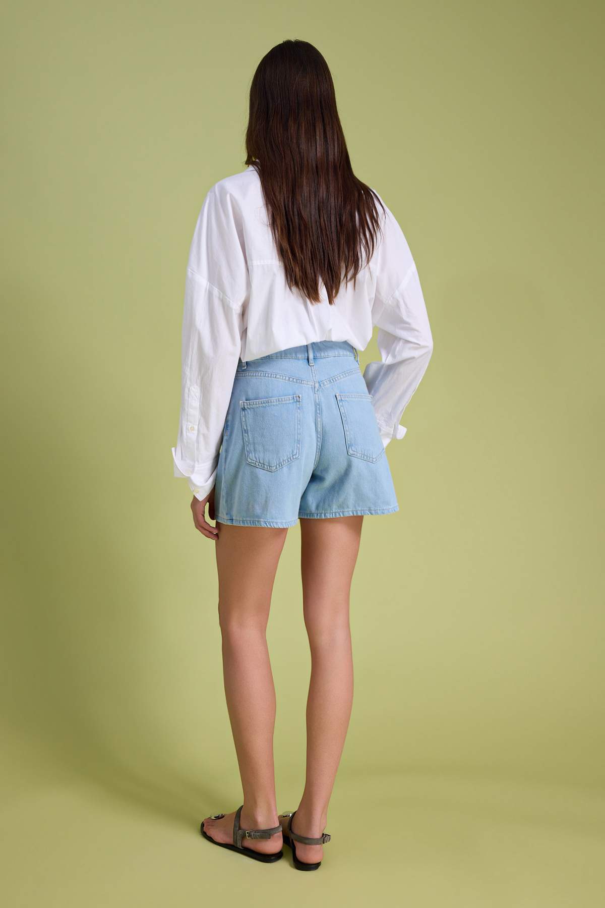 Trendyolmilla  Mavi More Sustainable Pileli City Boy Denim Şort TWOSS26SR00167 - Görsel 4