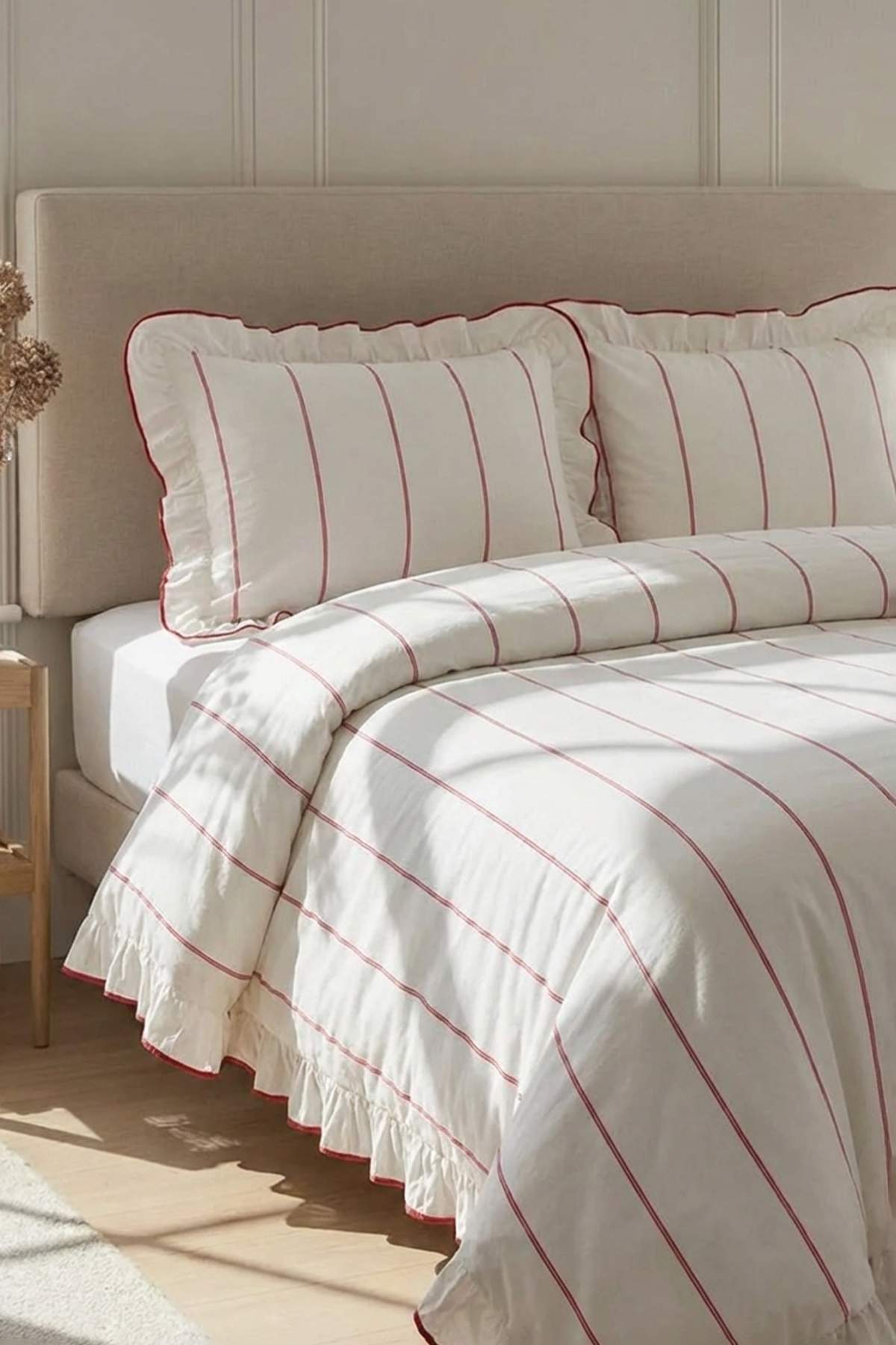Trendyol Home Double Ruffled Striped Duvet Cover Set Tphss26Ckn00001