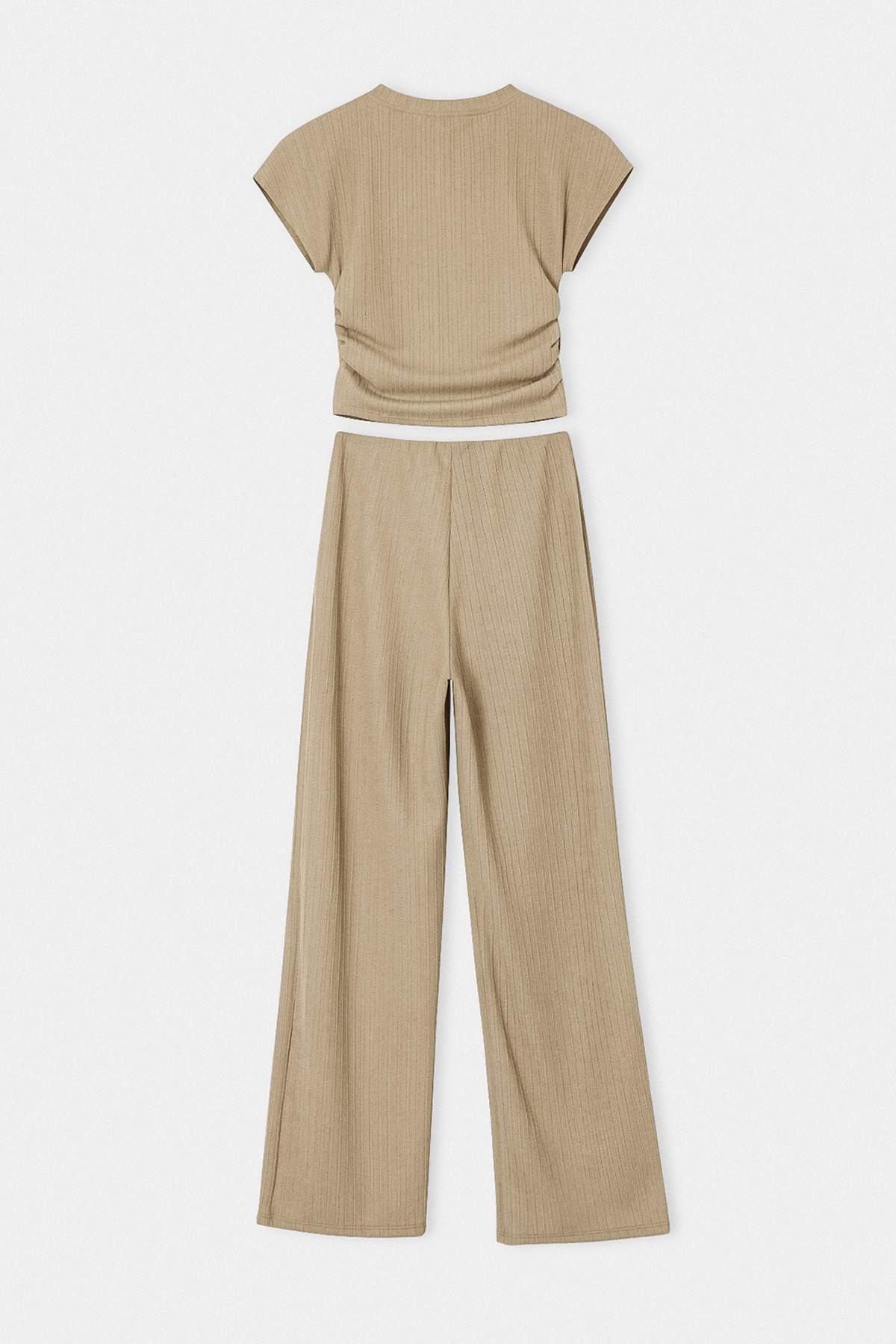 Trendyolmilla  Çağla Yeşili Bisiklet Yaka Yanı Lastikli Crop Üst Geniş Kalıp Pantolonlu Lycralı Takım - Görsel 2