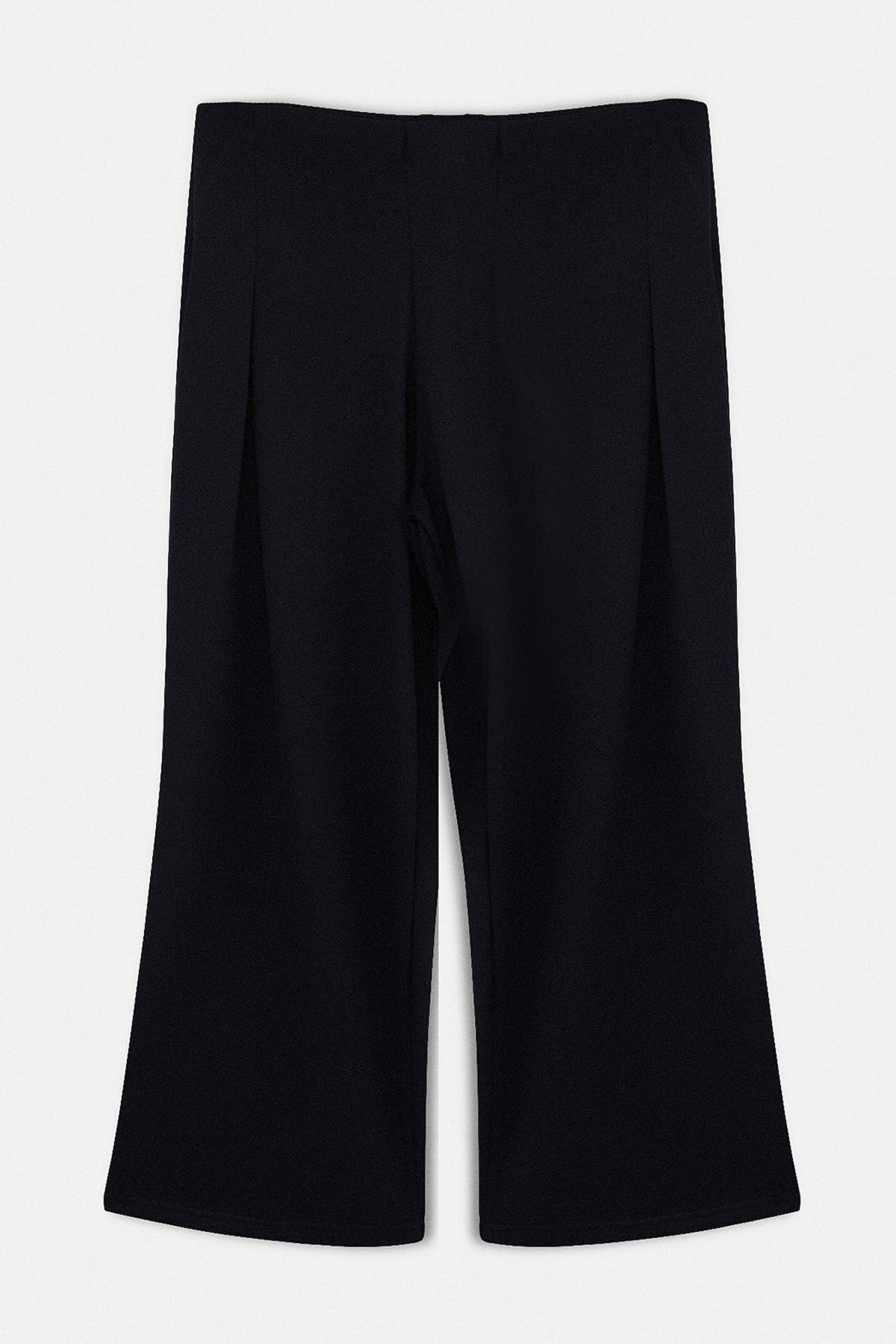 Trendyolmilla  Siyah Pileli Wide Leg/Geniş Paça Dökümlü Örme Büyük Beden Pantolon TBBSS26AR00021 - Görsel 4