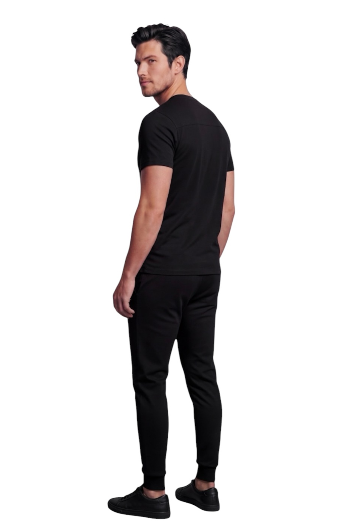 ست تیشرت و شلوار راحتی یقه گرد مشکی (با لوگو) — مشکی KS5051 — تصویر 3 از 7
