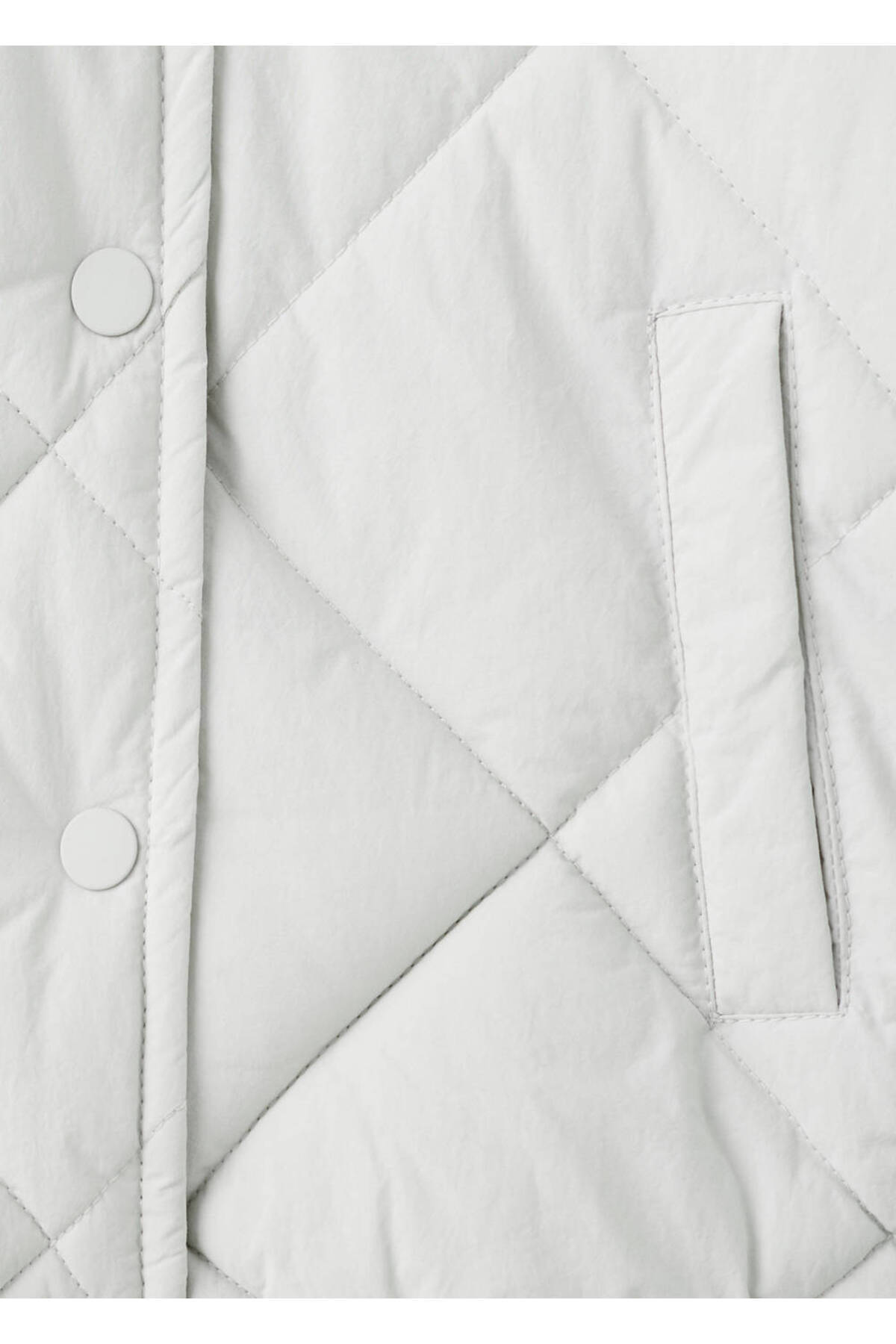 MANGO Baby Kapitone anorak fotoğrafı 5 (önizleme)