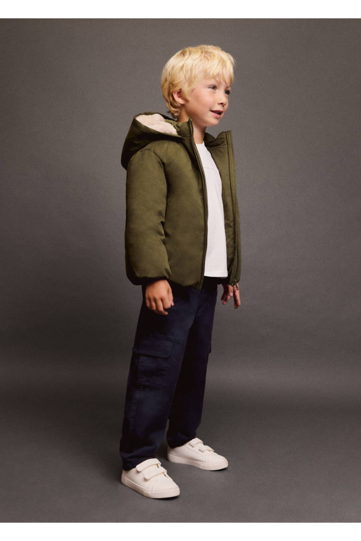 MANGO Baby Kapüşonlu kapitone anorak fotoğrafı 3 (önizleme)