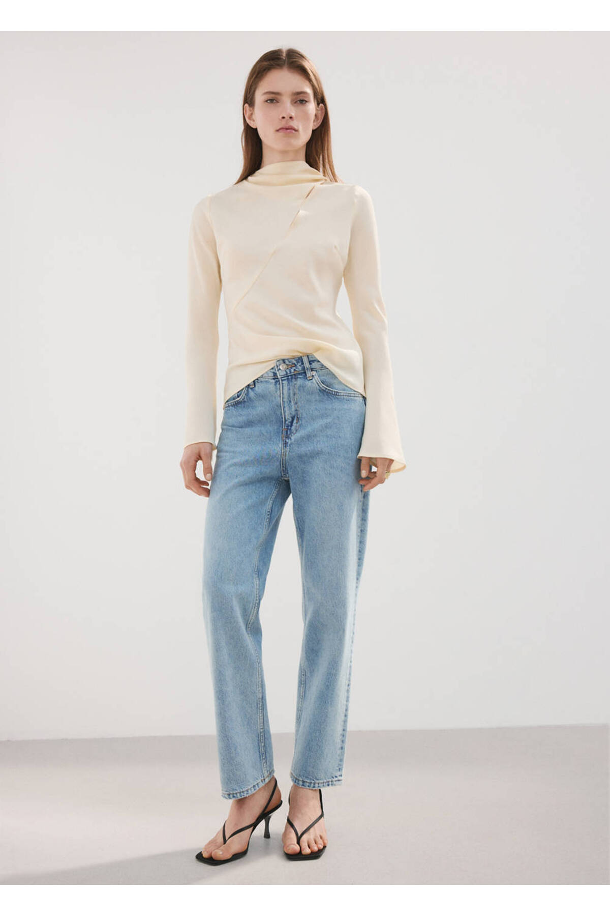 MANGO  Orta bel düz kesim jean - Görsel 2