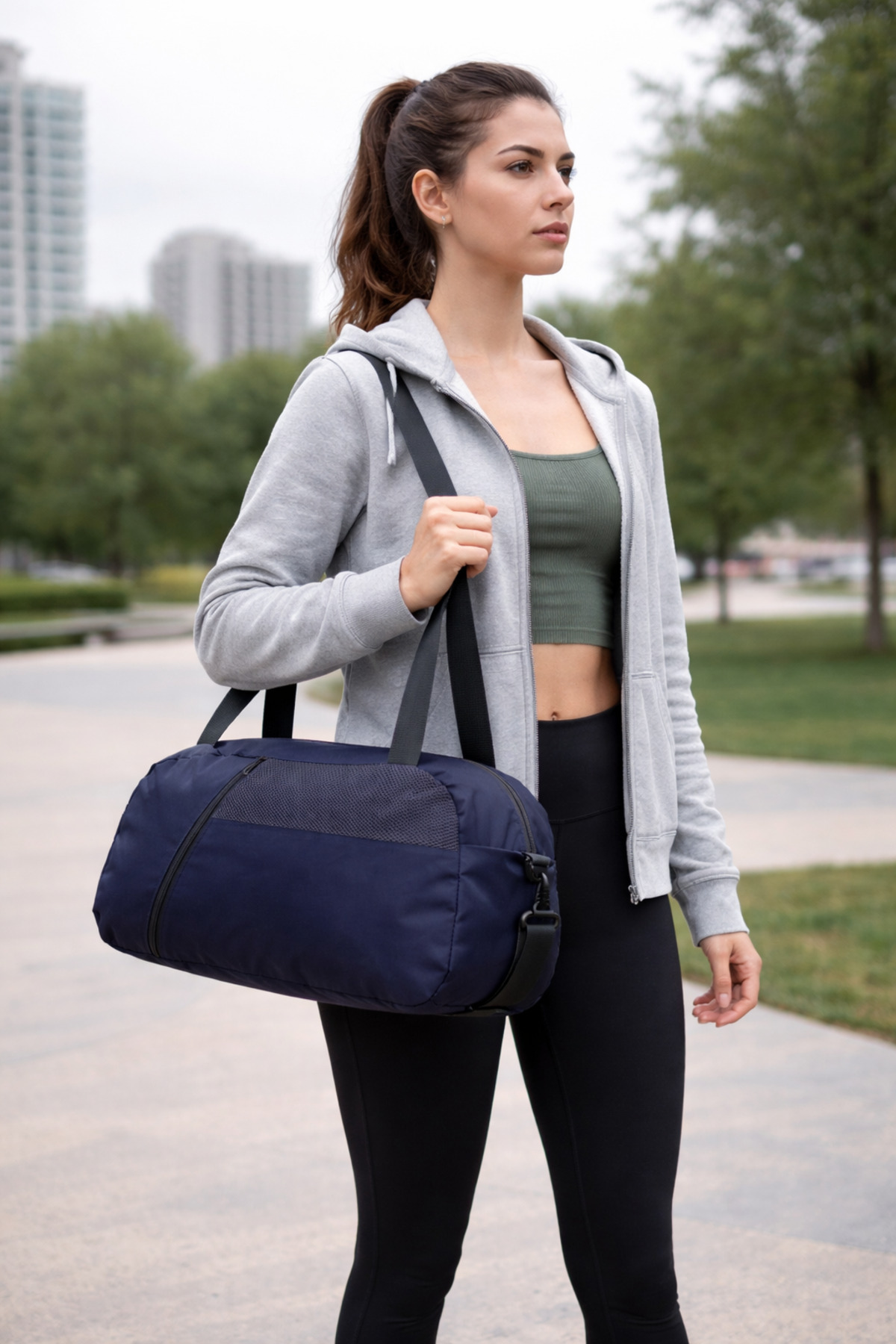 حقيبة يد للسفر من Kaff باللون الأزرق الداكن مع جيب...