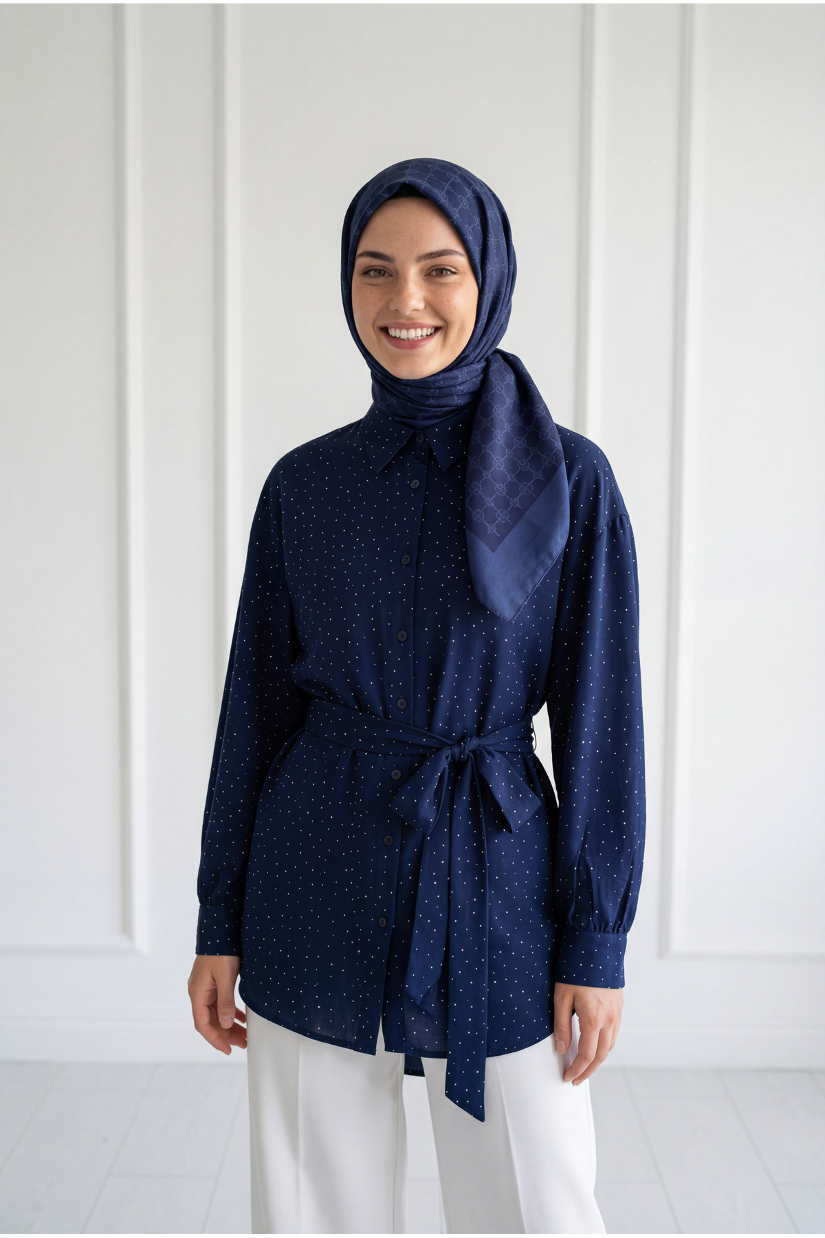 Nihan Full Stone Shirred Strawberry Shirt-NA846 Navy