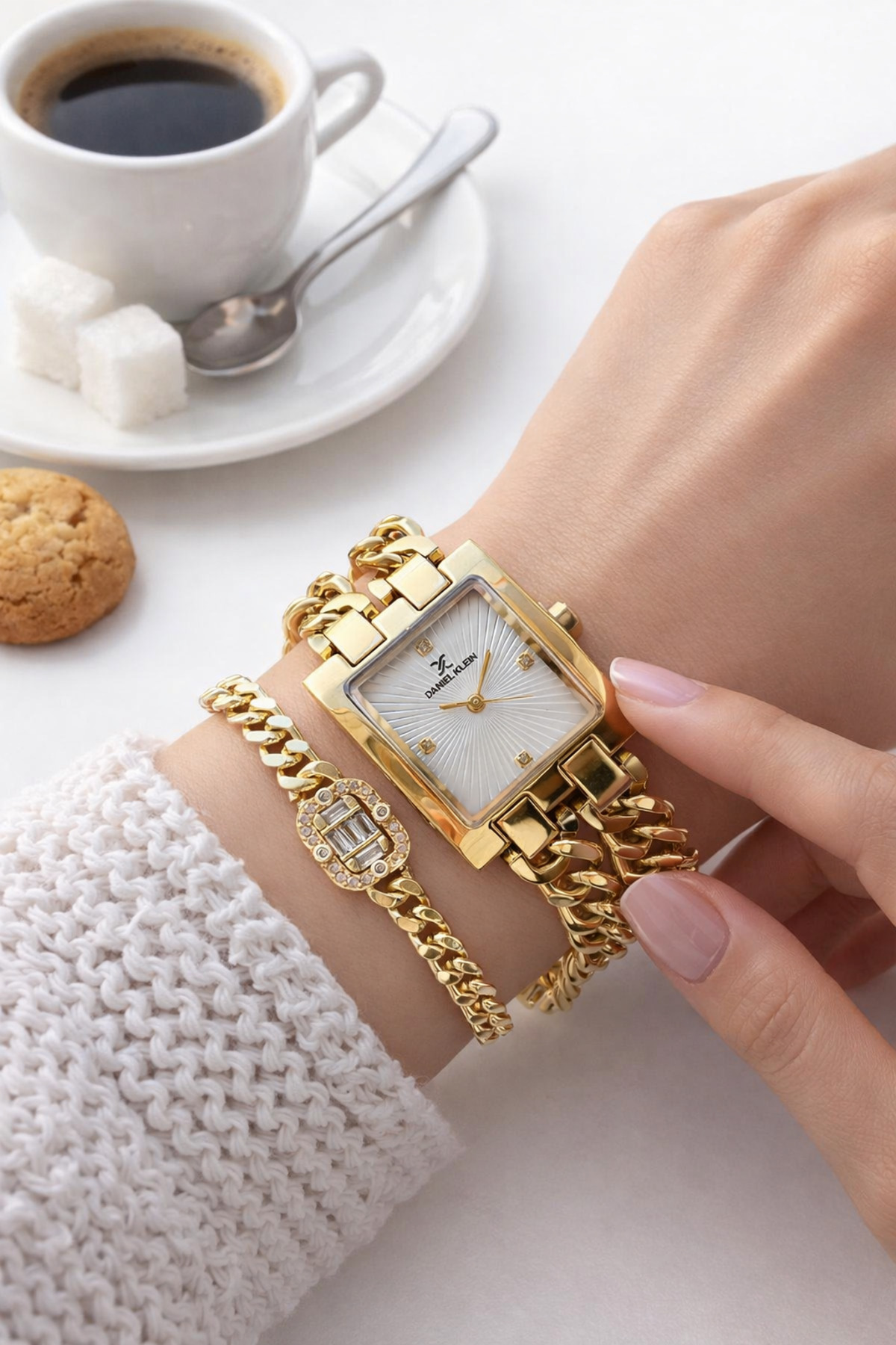 Daniel Klein  Zincirli Desenli Efsane Model Çelik Kordon 30 Mt Suya Dayanıklı Kadın Kol Saati Bileklik - Görsel 2