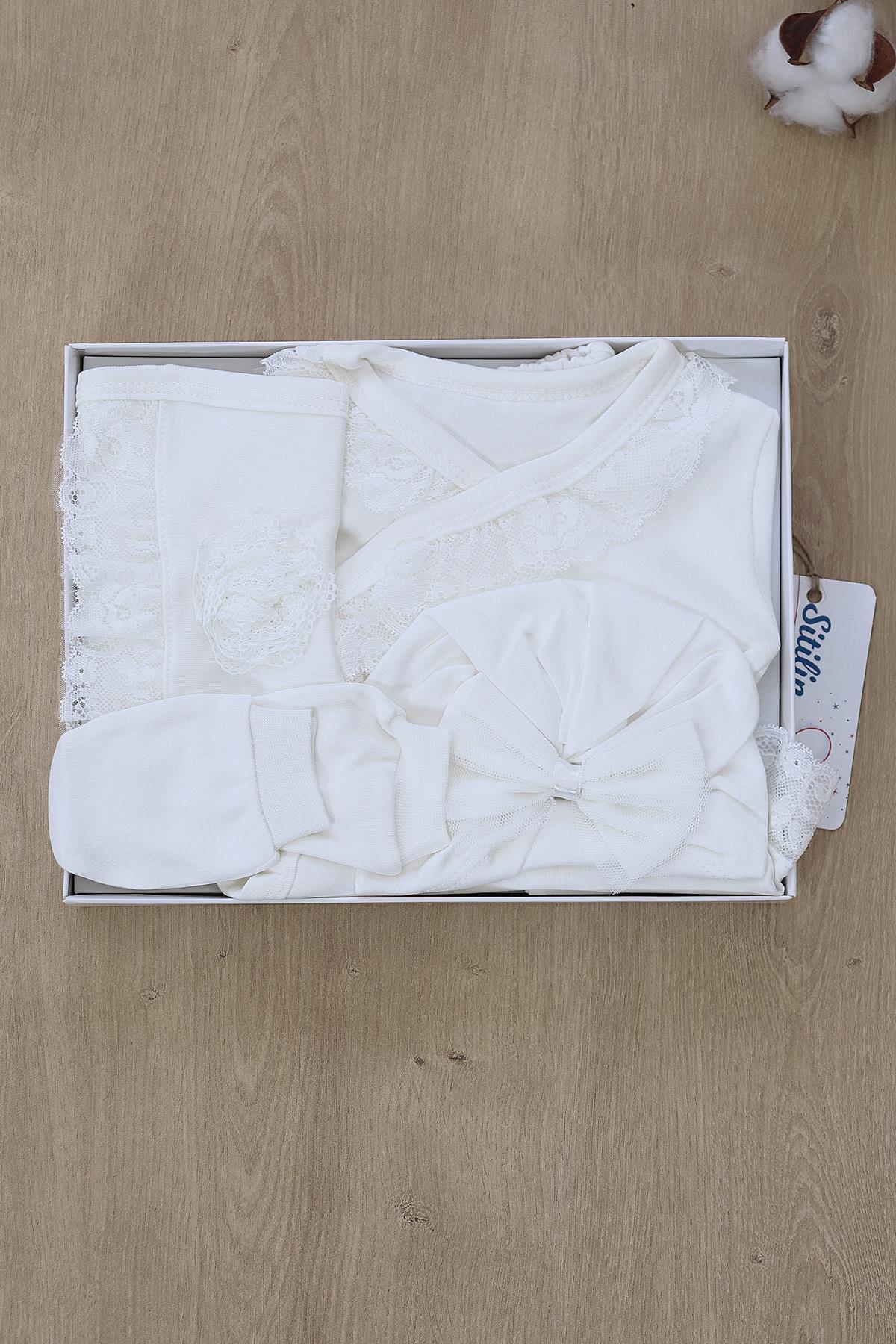 Sitilin Kız Bebek Dantelli Lüks Fistolu Süslü 5 Li Hastane Çıkışı Yenidoğan Set STL6453 fotoğrafı 2 (önizleme)