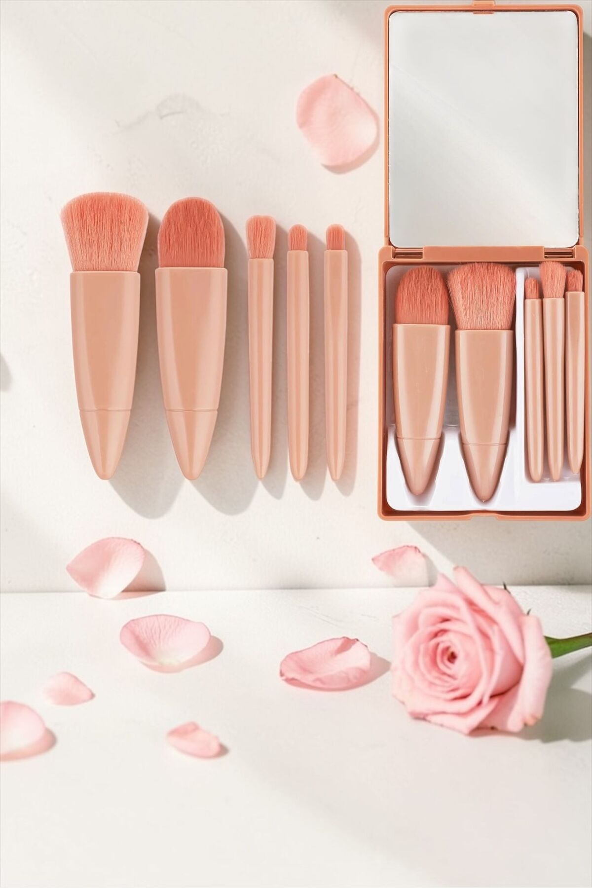 5’li Aynalı Makyaj Fırça Seti | Taşınabilir ve Profesyonel Makyaj Fırçaları