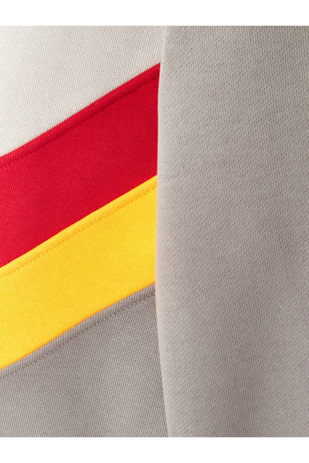 Galatasaray  Galatasaray Erkek Yarım Zip Sweatshirt E252140 - Görsel 4