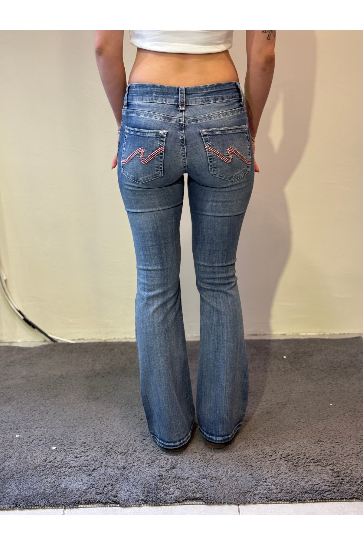 Messy Girls  Flare Kesim Düşük Bel Koyu Mavi Cep Desenli Jean Kot Pantolon - Görsel 3
