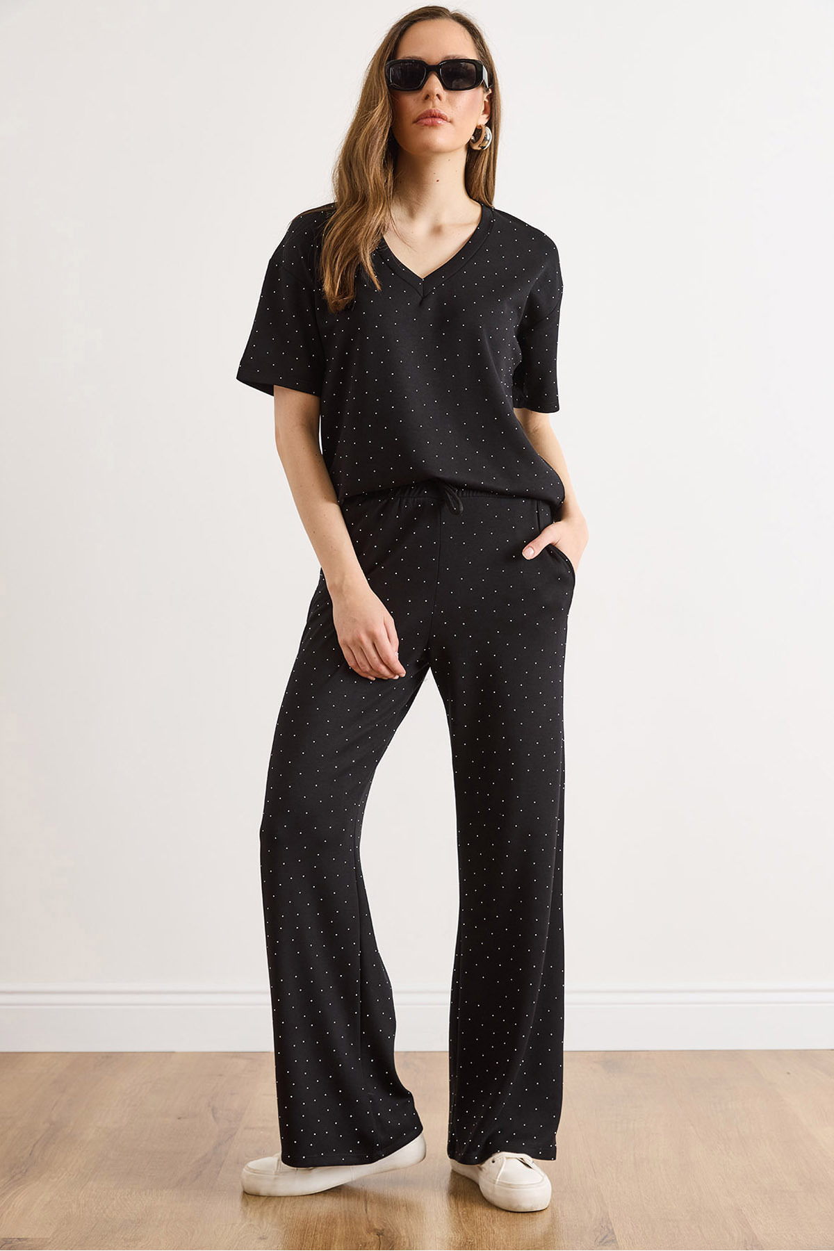 Women's Black V-Neck Gemstone Bottom Top Viscose Content SetTKM-19000484