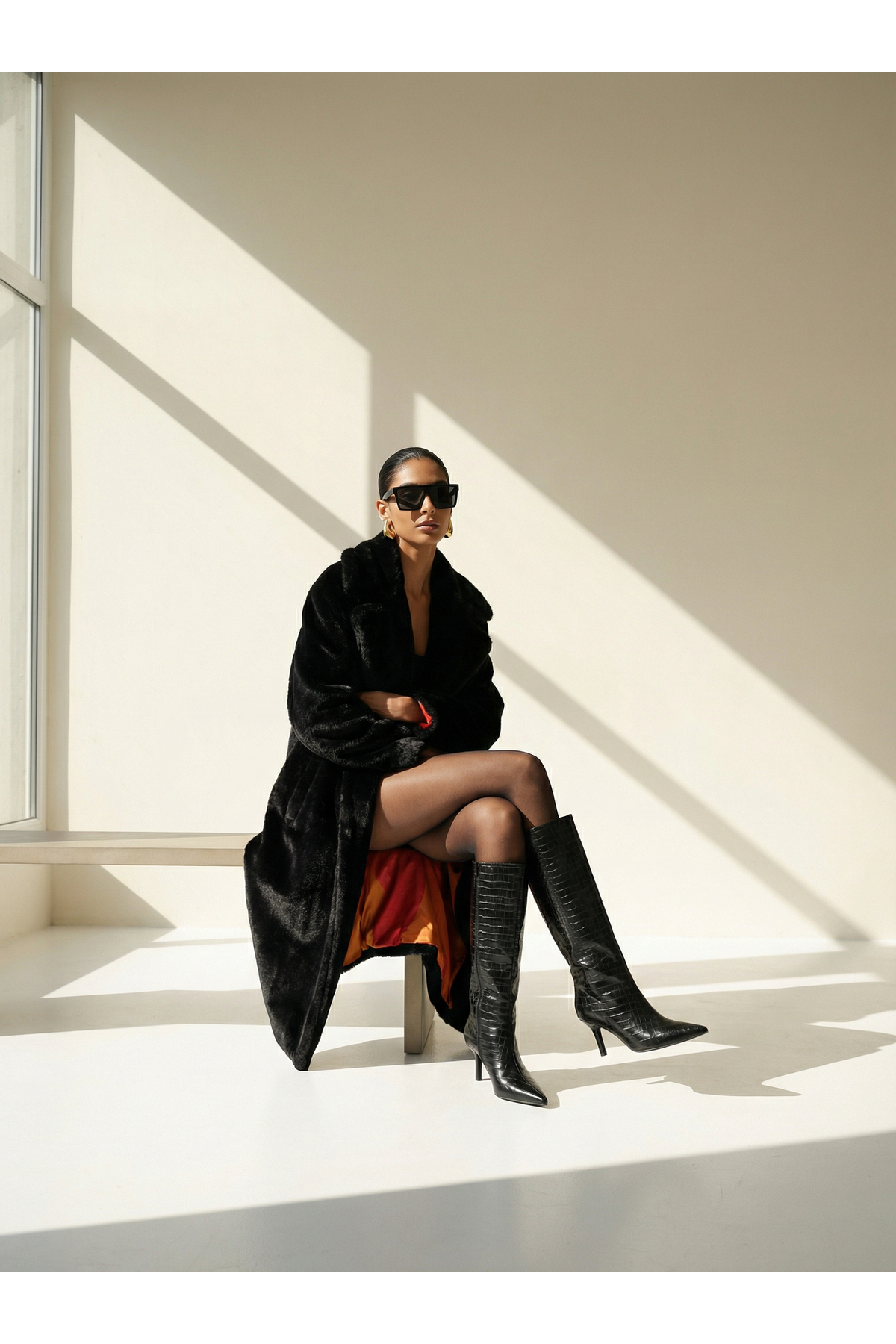 Sun Burners Midnight Rose | Faux Fur - Kadın Siyah Premium Etik Kürk görsel 4