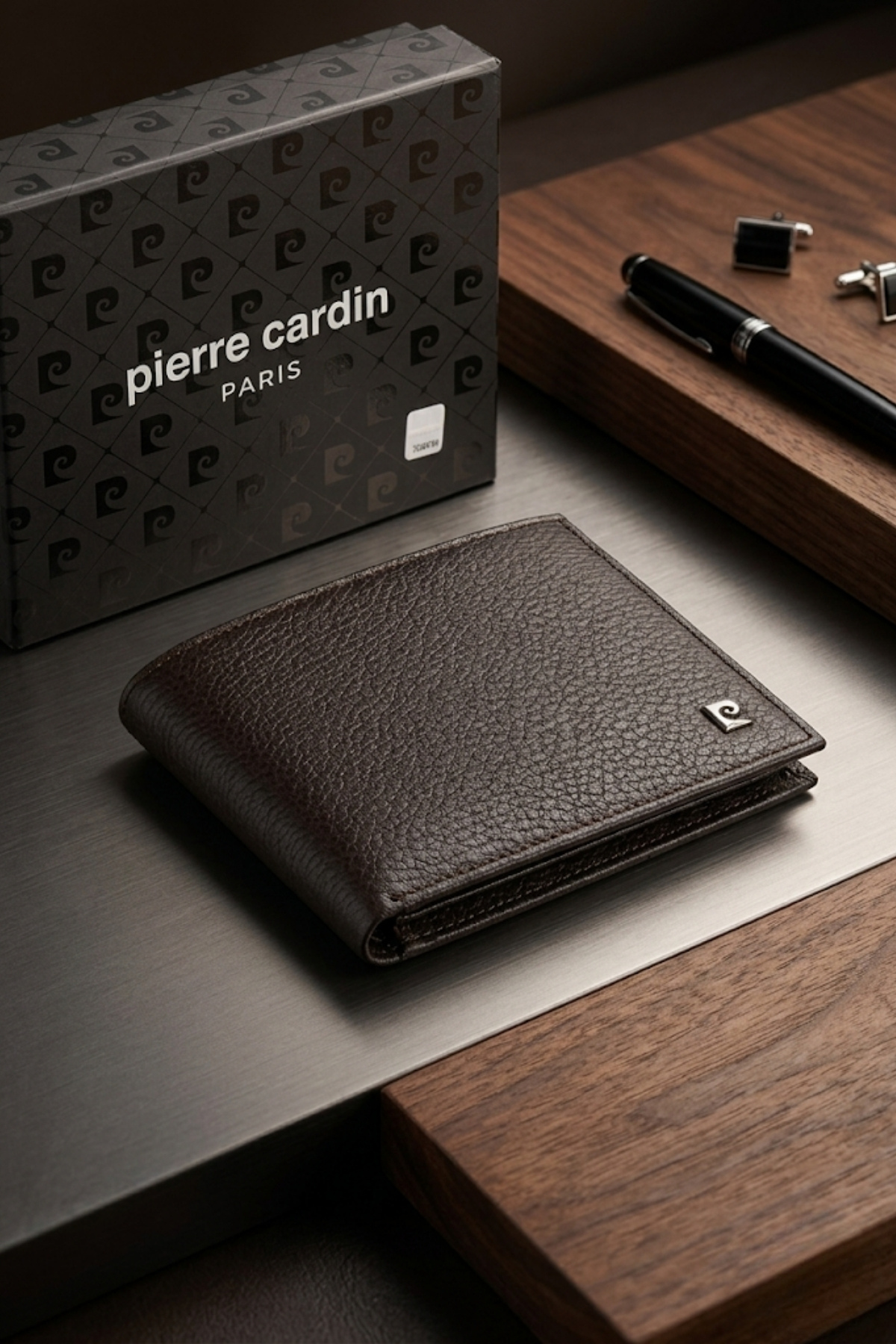 کیف پول مردانه چرم اصل مدل ۲۲۴۳، جاکارتی، قهوه‌ای روشن پیر کاردین کیف پول Pierre Cardin