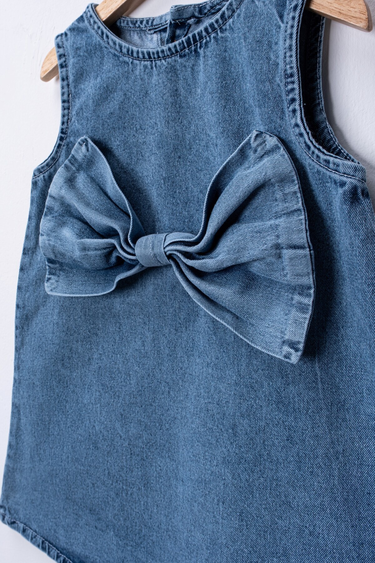 TİNY GOLDEN Kız Çocuk Kot Elbise Fiyonklu Denim Jile Günlük Elbise 3-10 Yaş fotoğrafı 2 (önizleme)